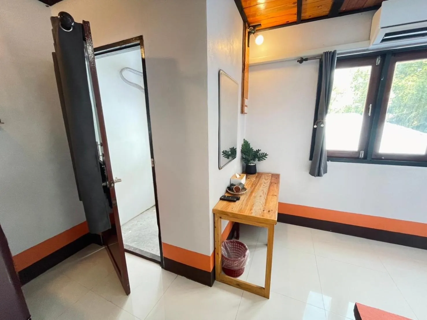 Property building in Mookboonchu Guesthouse ,Kohmook Trang