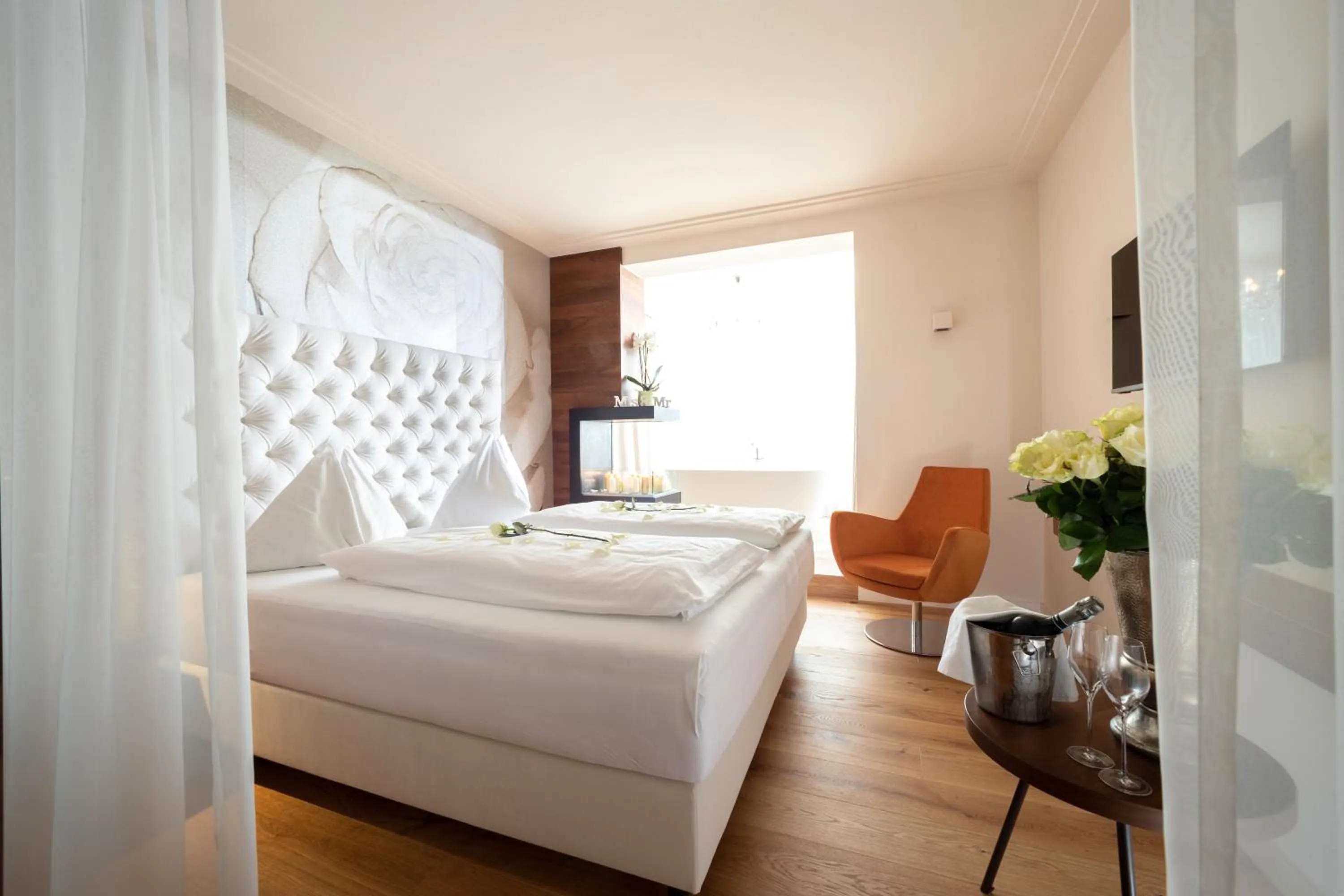 Photo of the whole room, Bed in Hotel-Restaurant Allmer