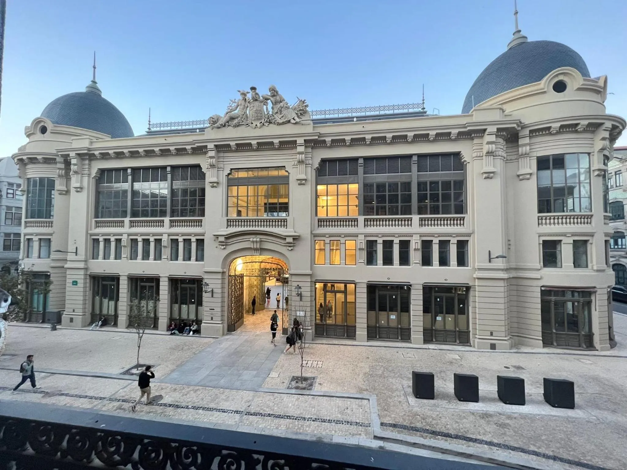 City view in B The Guest Downtown