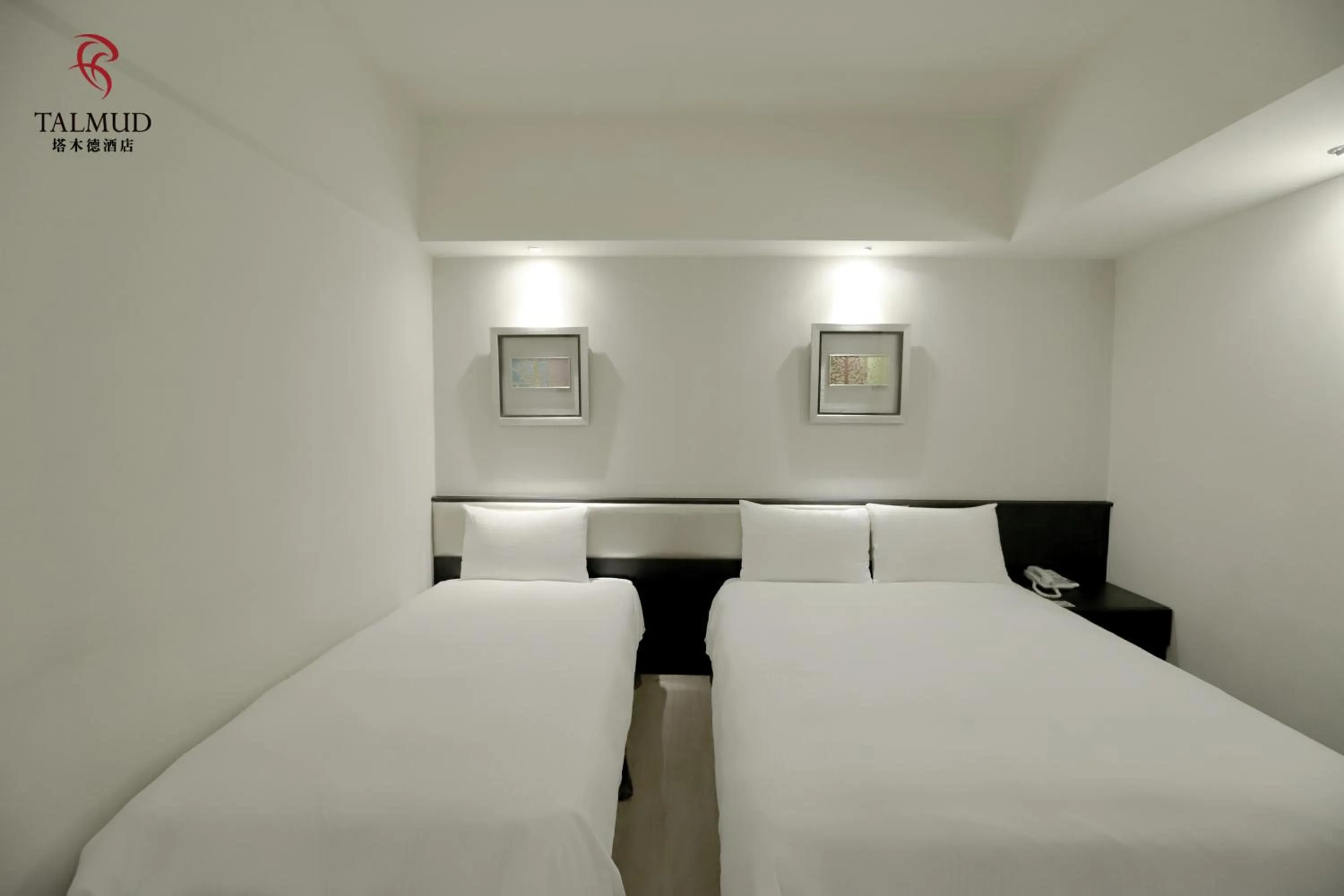 Bed in Talmud Hotel Taichung