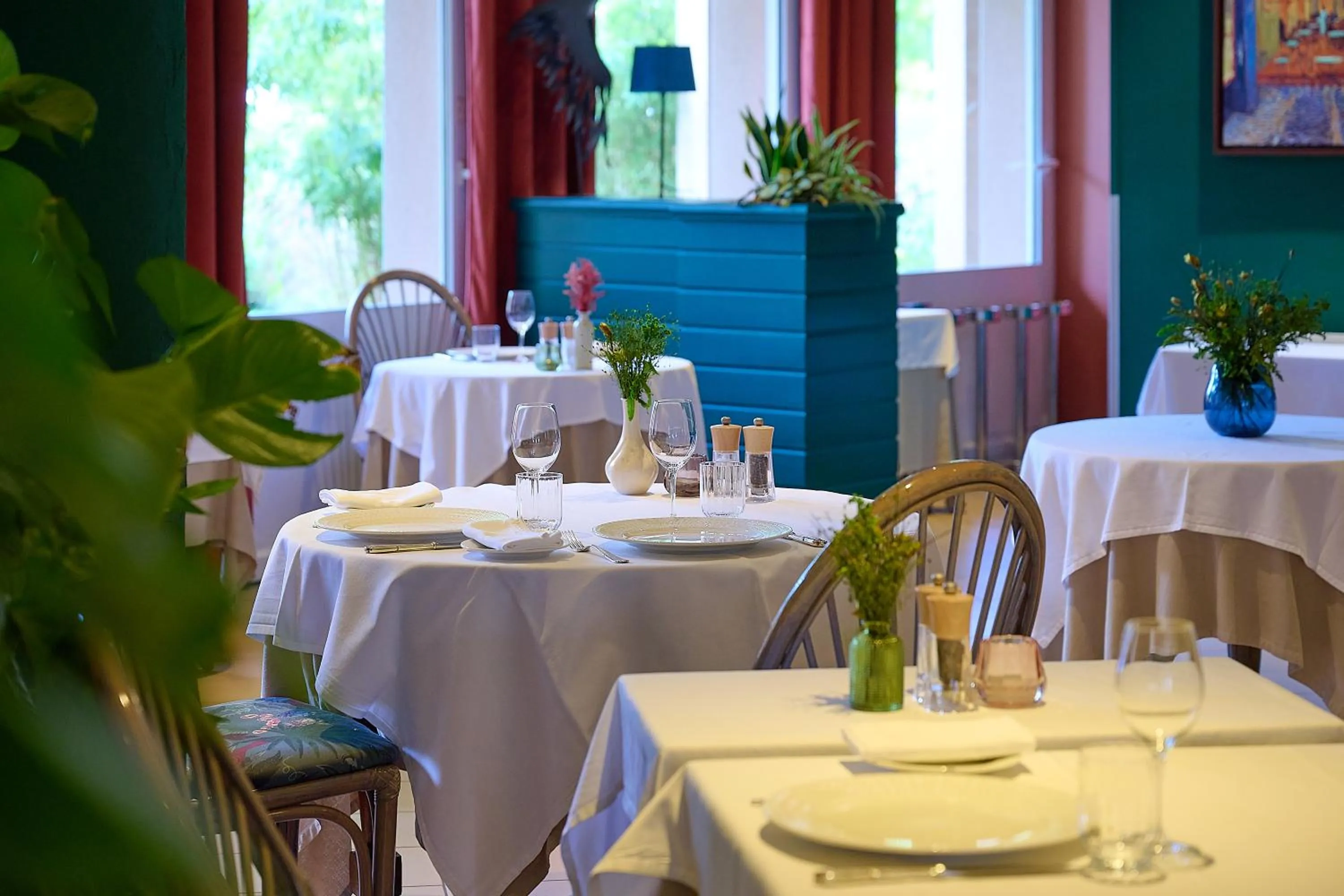 Restaurant/places to eat in Logis L'Ermitage Hôtel & Restaurant