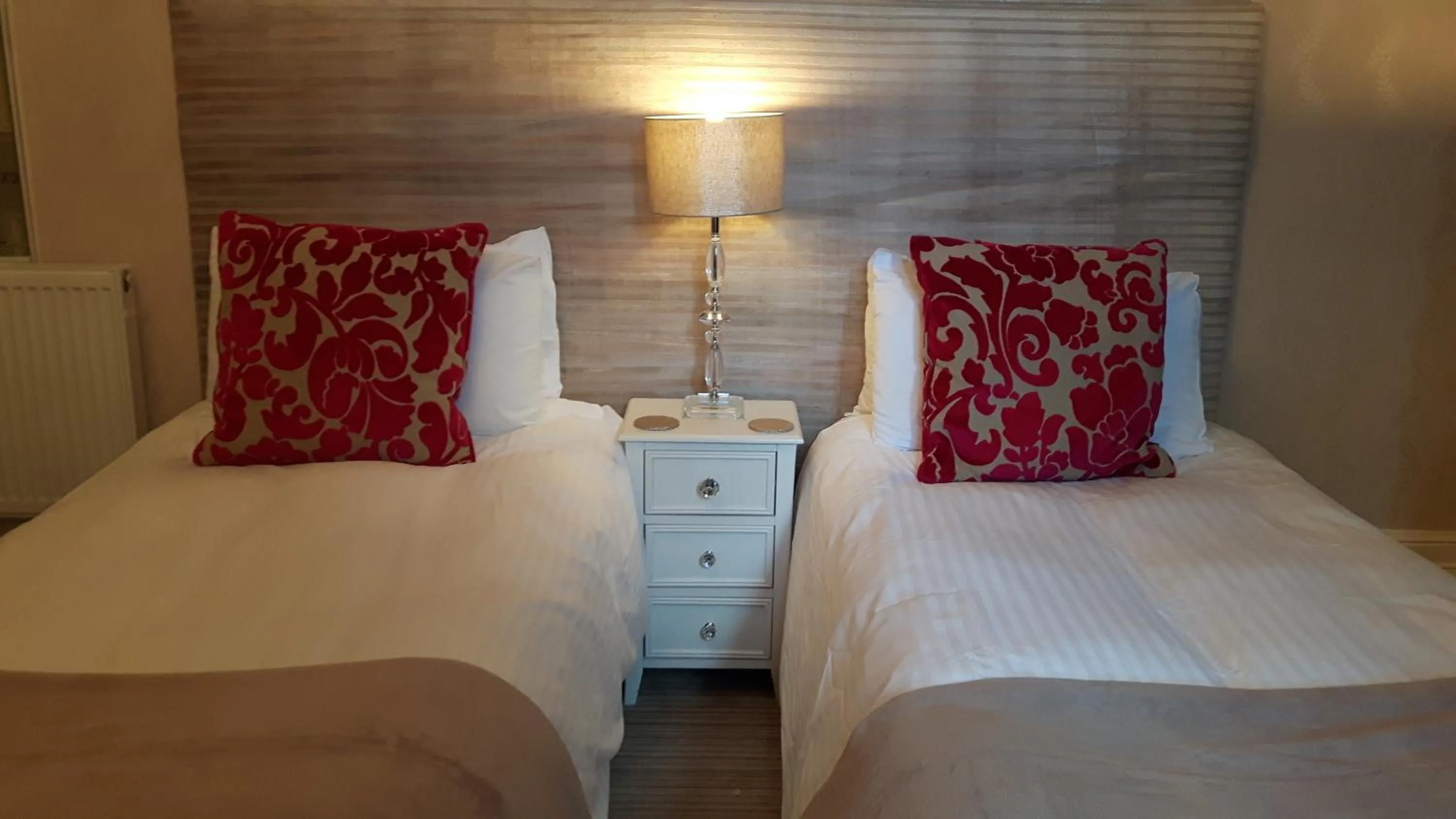 Bedroom, Bed in The Ambassador Townhouse