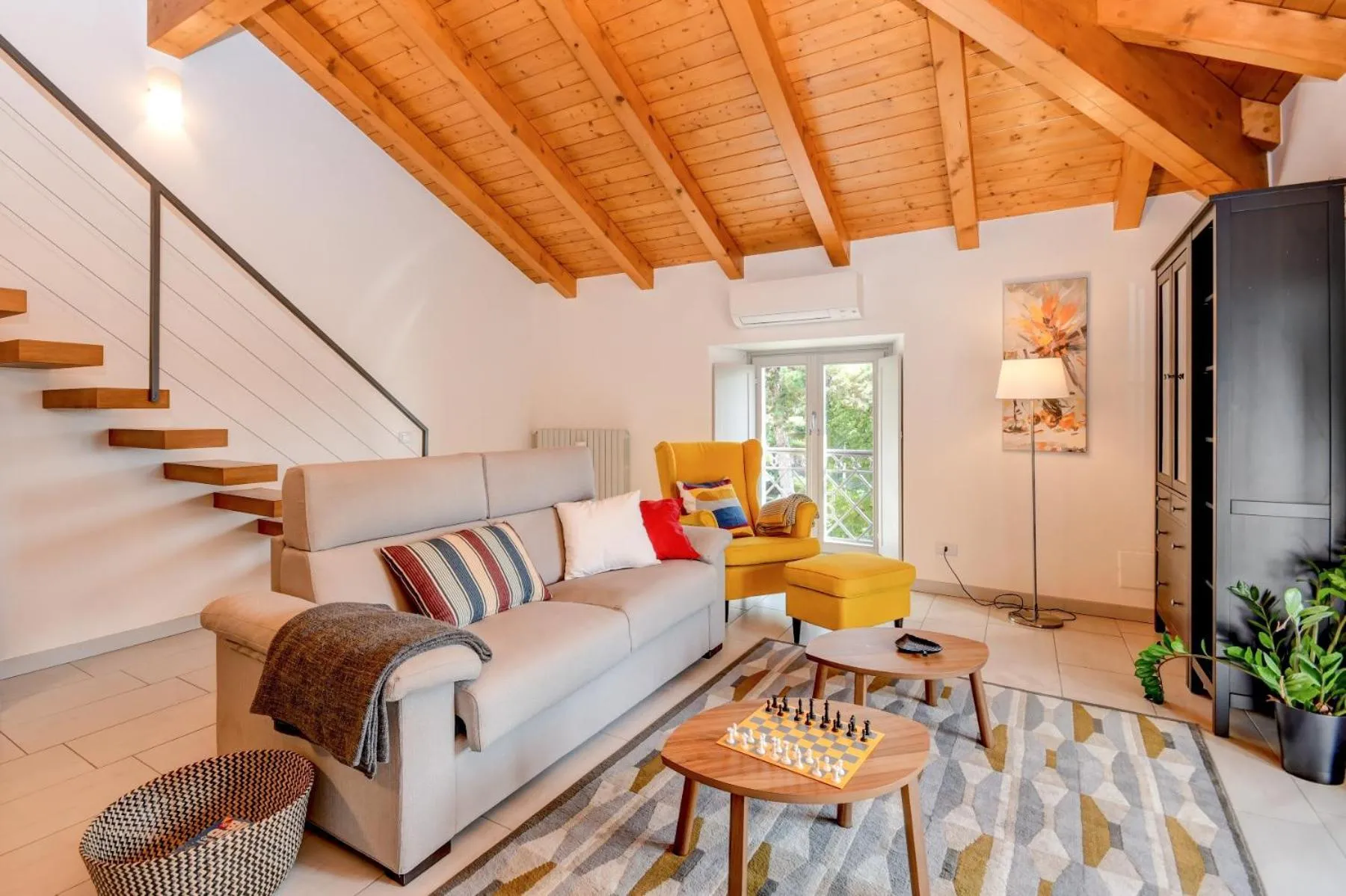 Communal lounge/ TV room in Al Ponte