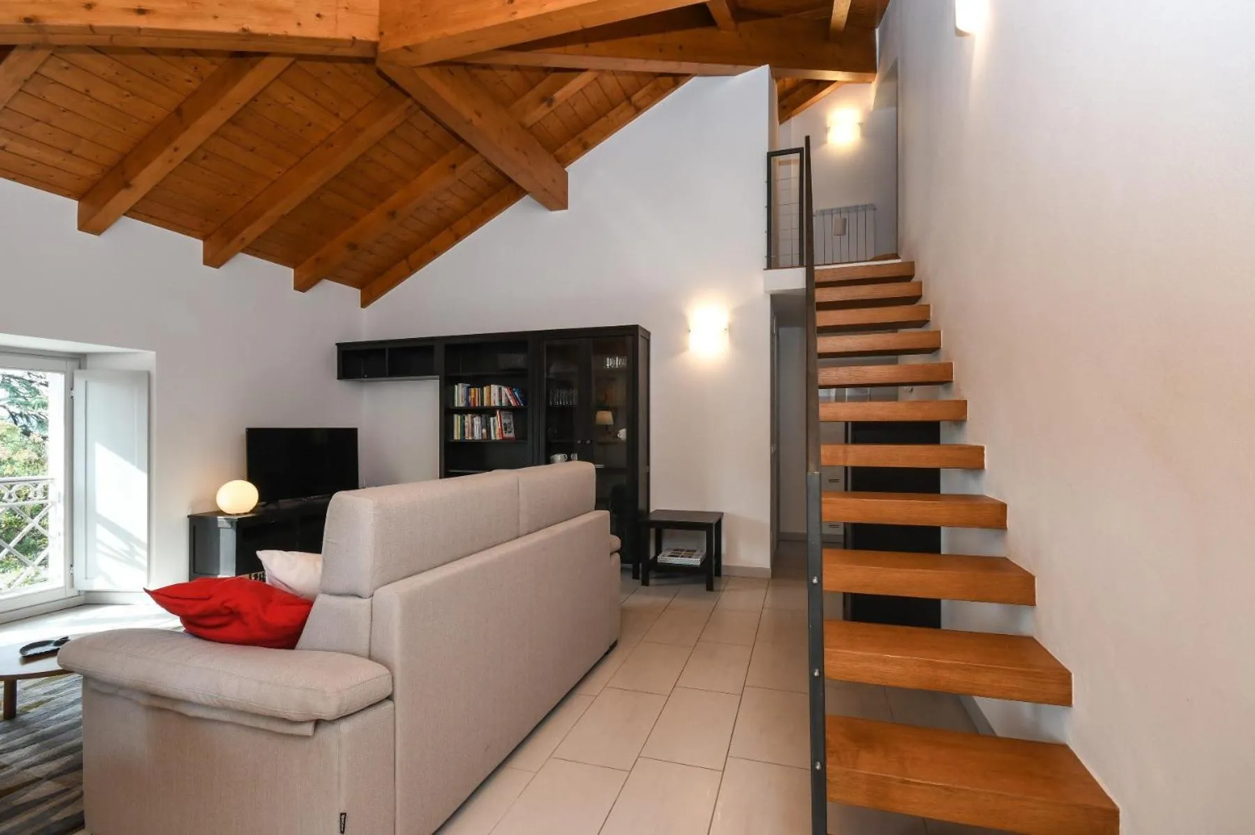 Communal lounge/ TV room in Al Ponte