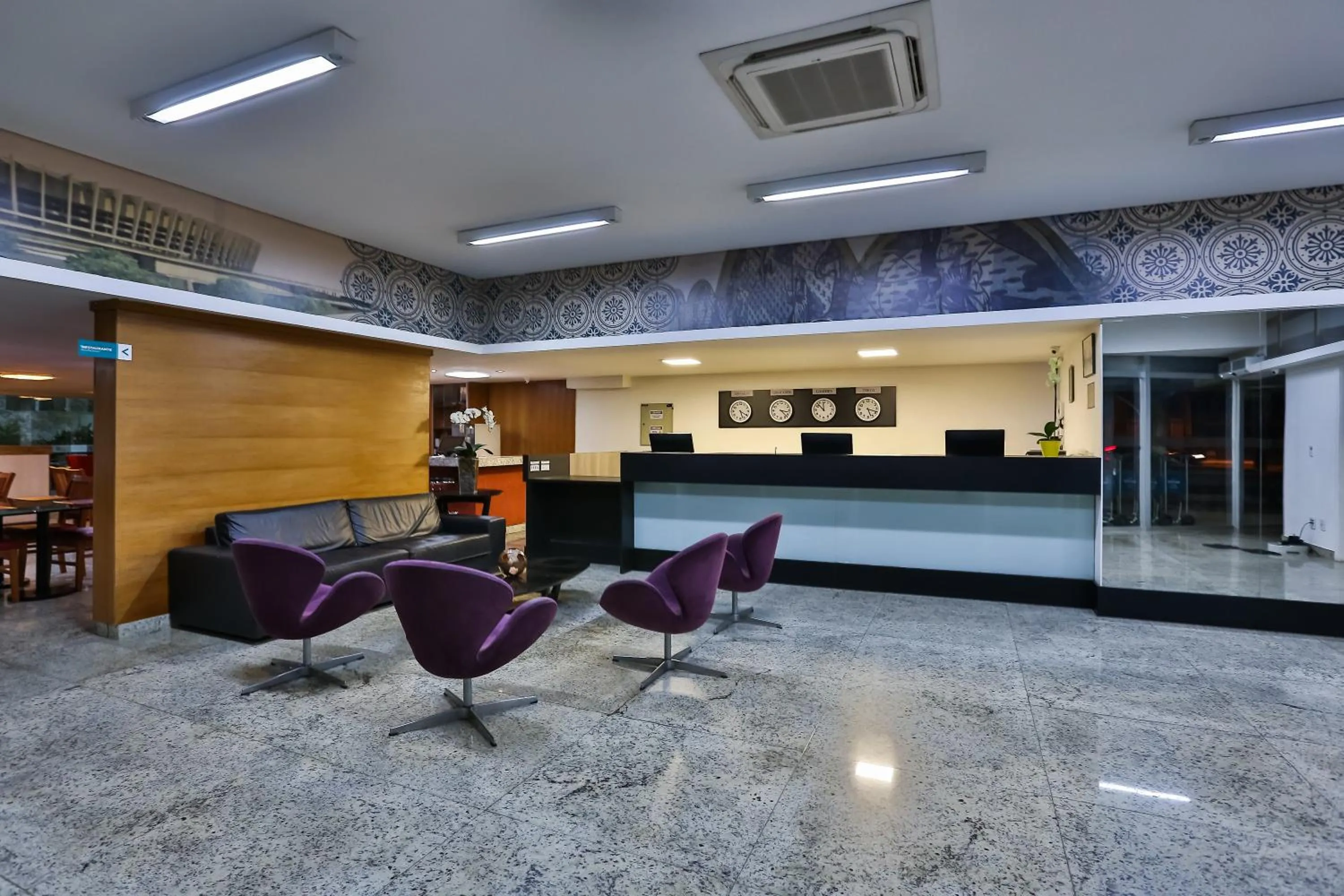Lobby or reception in San Diego Suites Pampulha Hotel - Oficial