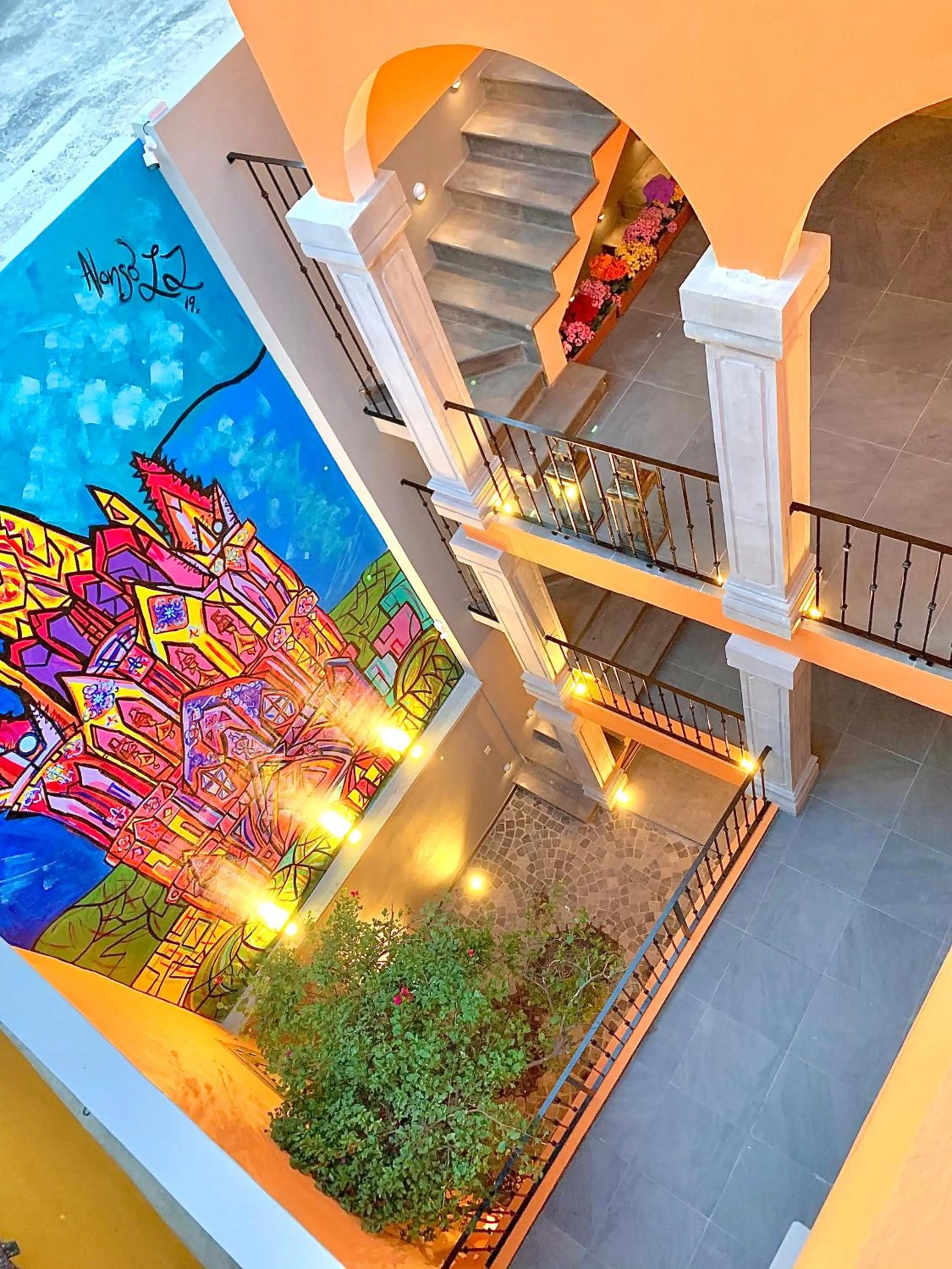 Inner courtyard view in El Secreto