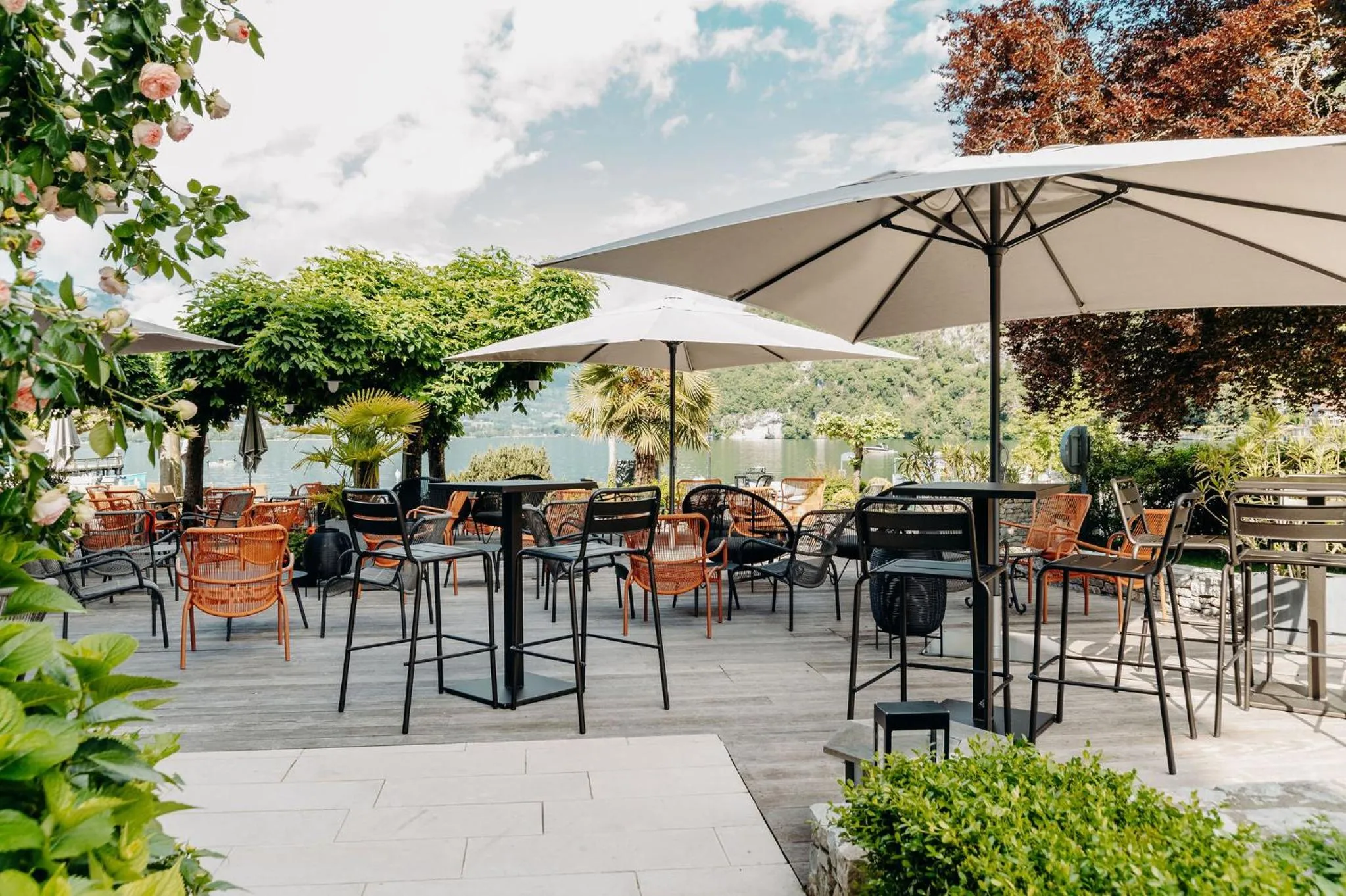 Patio in Hotel Le Cottage Bise