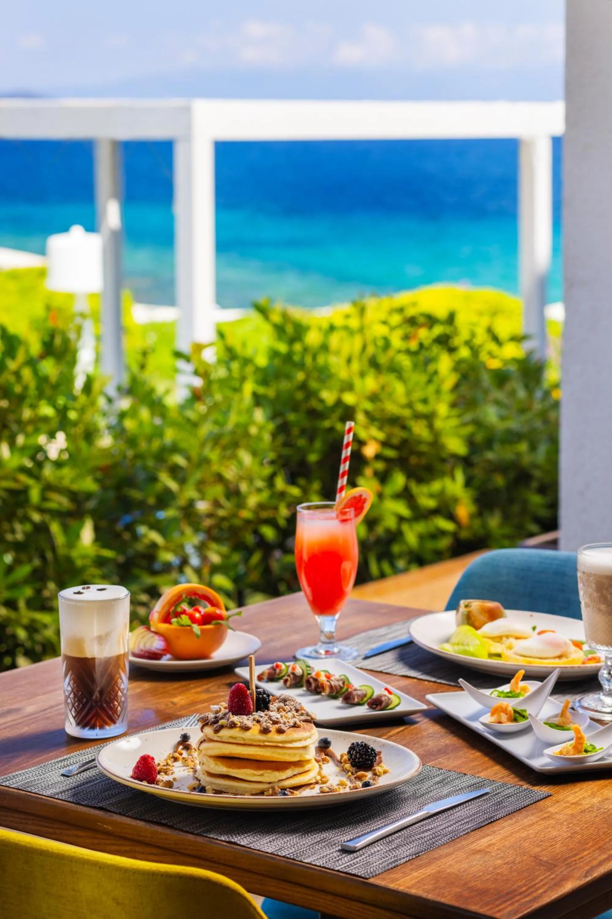 Breakfast in Mount Athos Resort