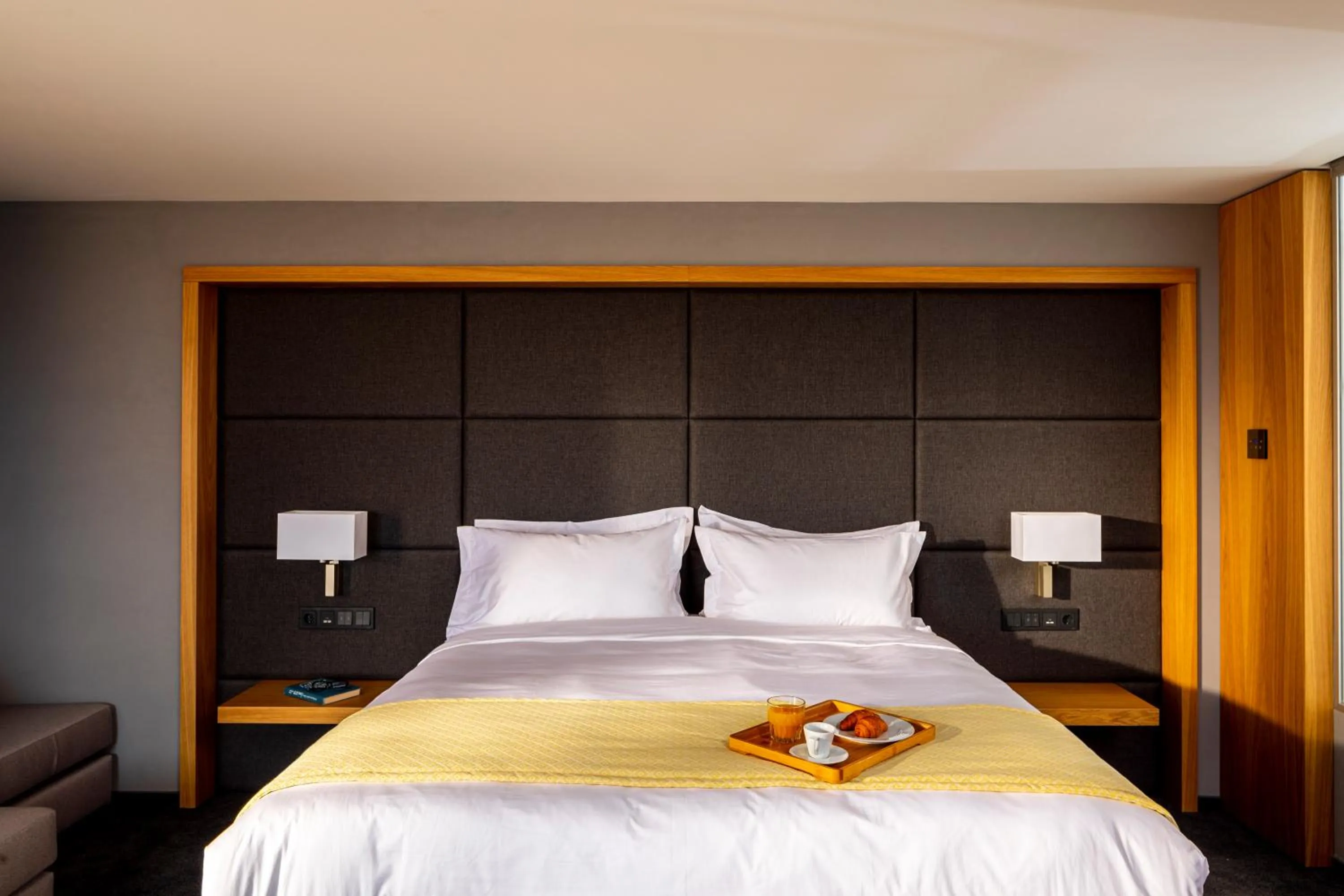 Bedroom, Bed in Mount Athos Resort