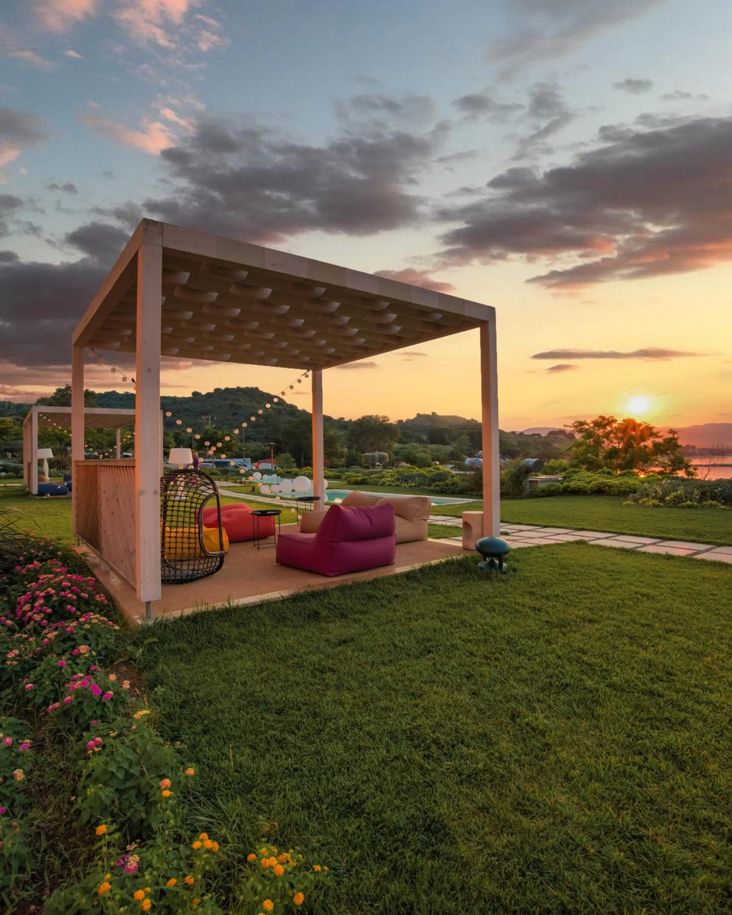 Garden in Mount Athos Resort