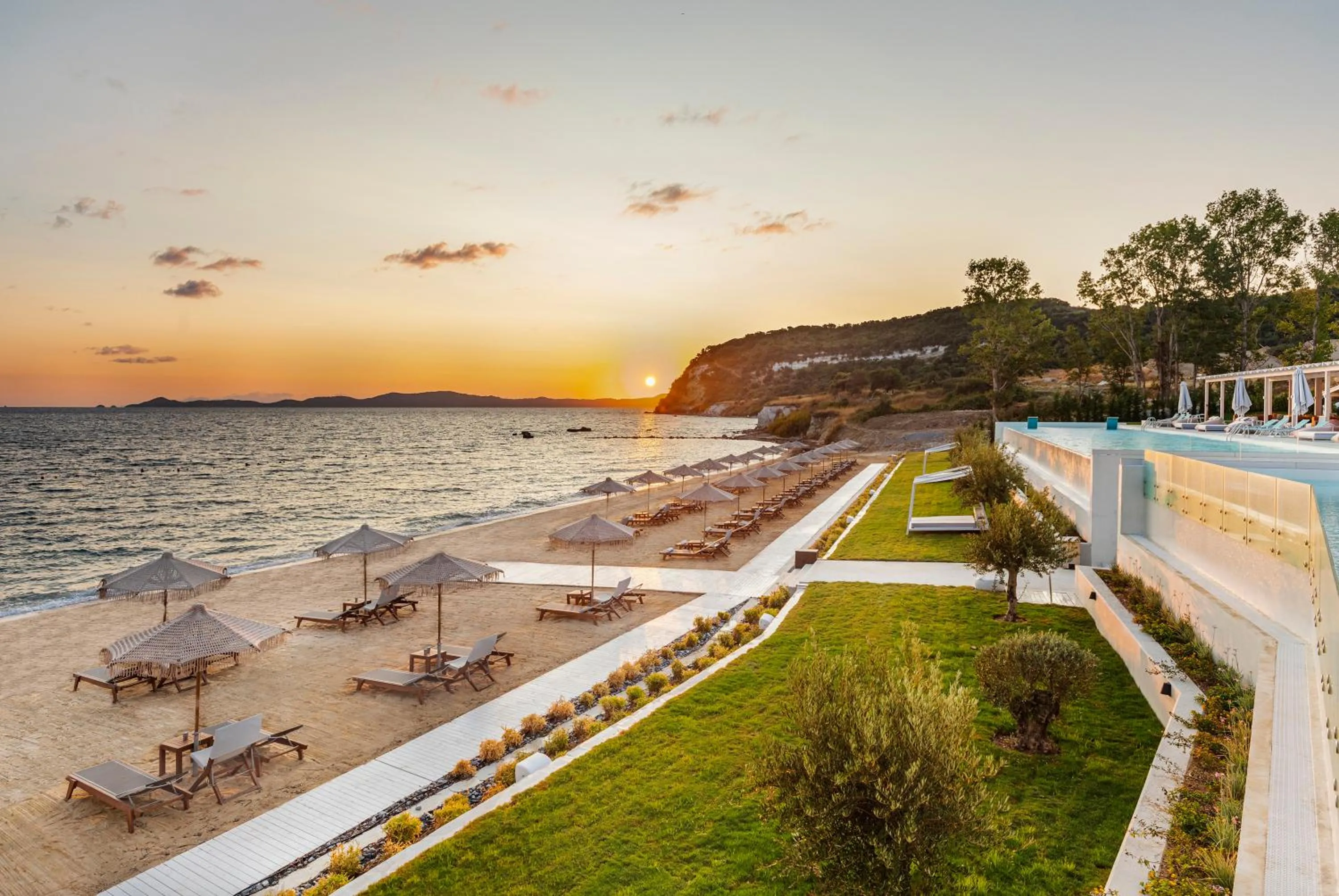 Beach in Mount Athos Resort