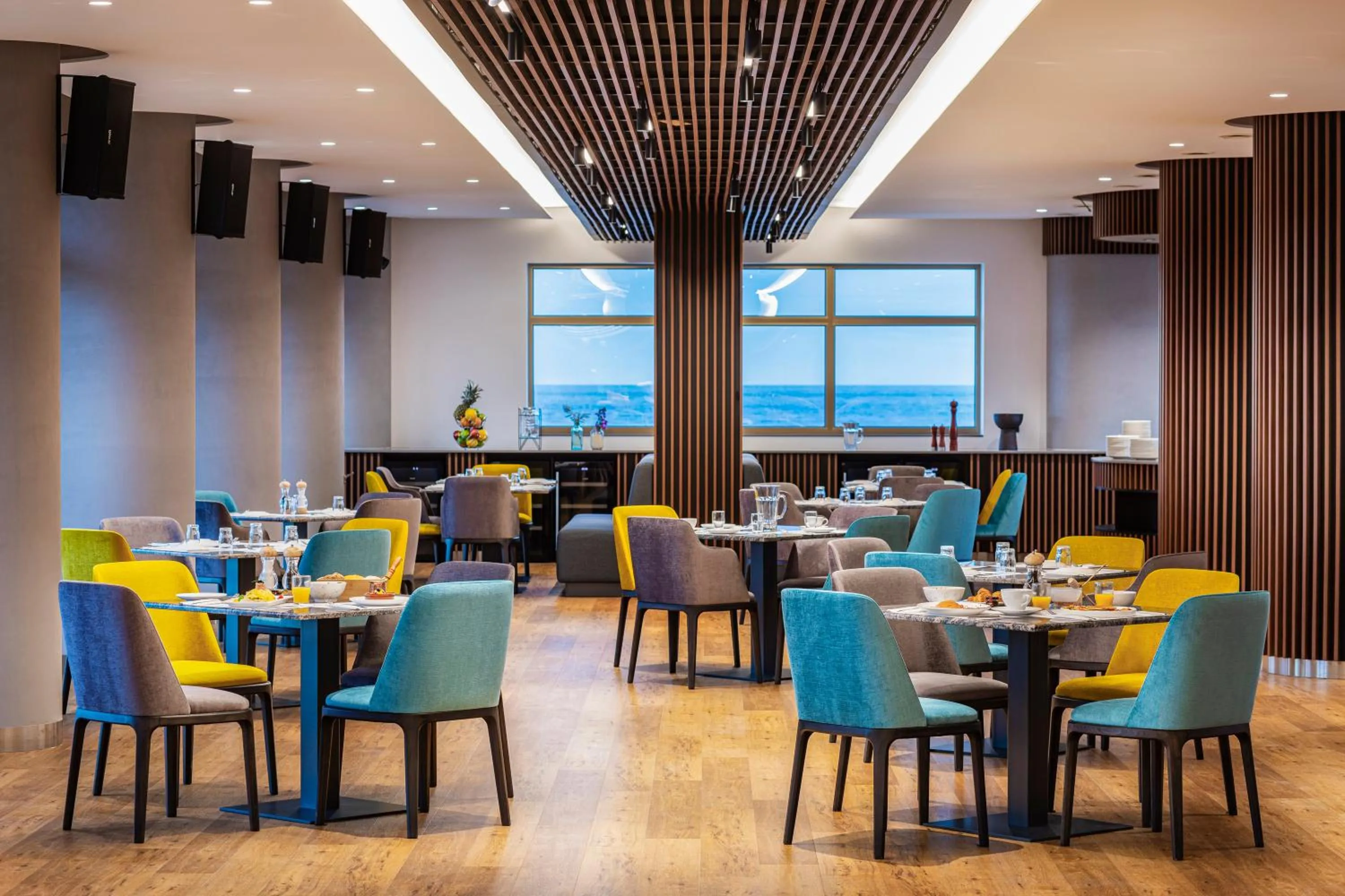 Restaurant/places to eat in Mount Athos Resort