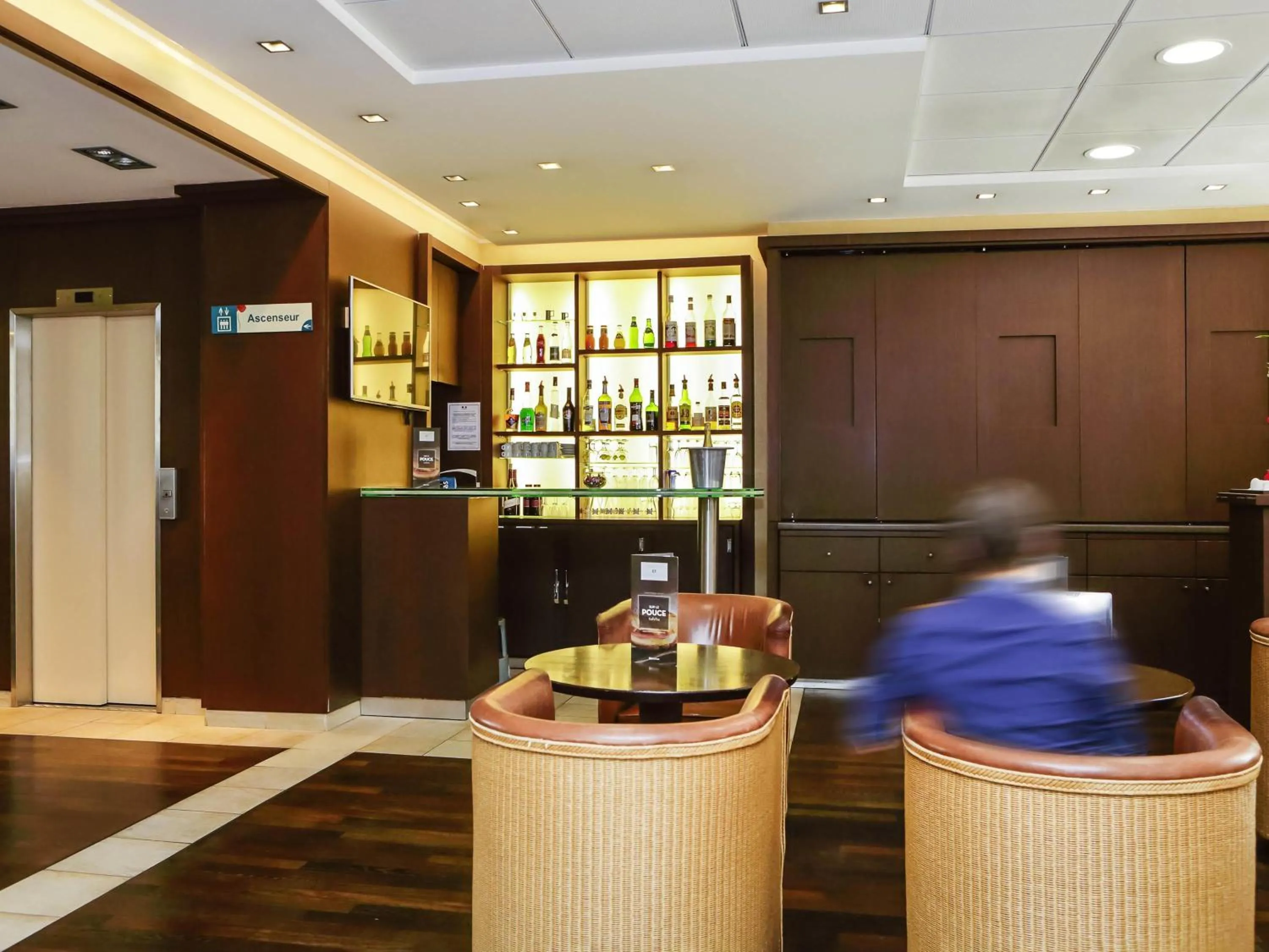 Lounge or bar in ibis Besançon Centre Ville