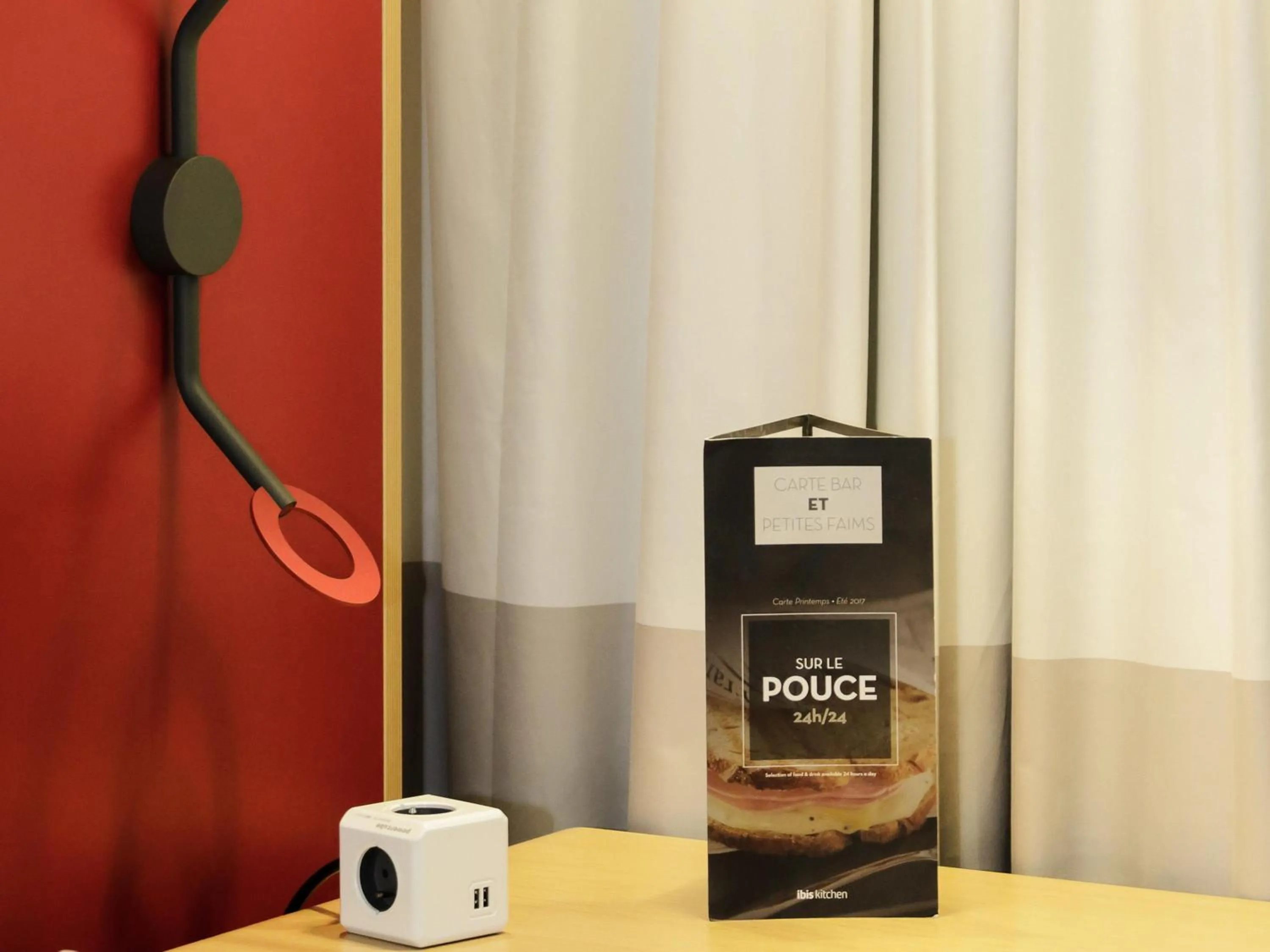 Bedroom in ibis Besançon Centre Ville