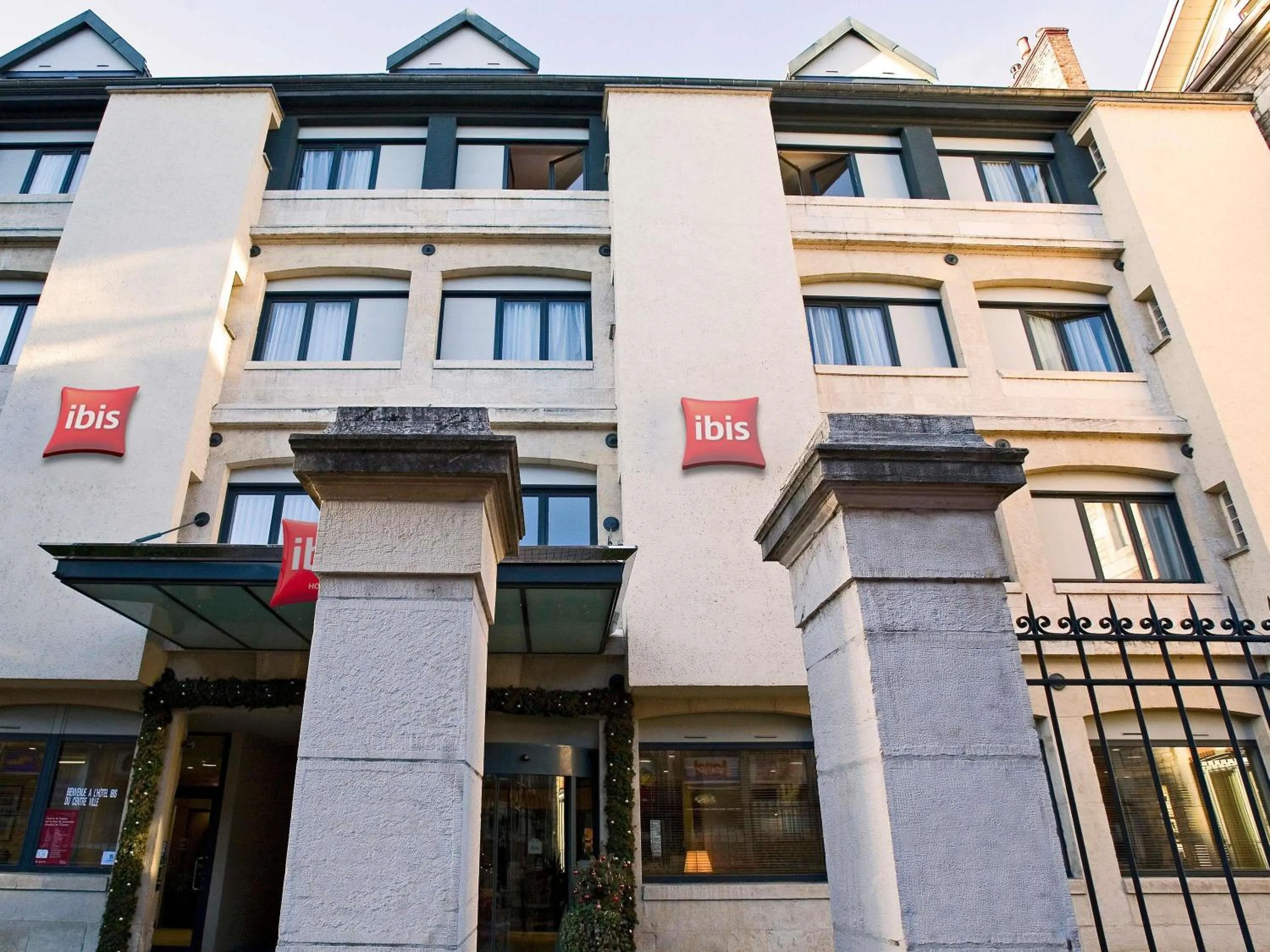 Property building in ibis Besançon Centre Ville