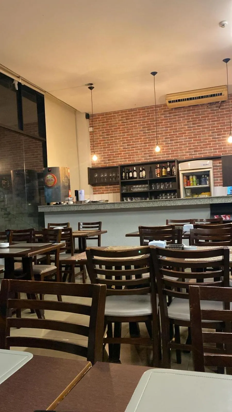 Restaurant/places to eat in Samba Três Lagoas