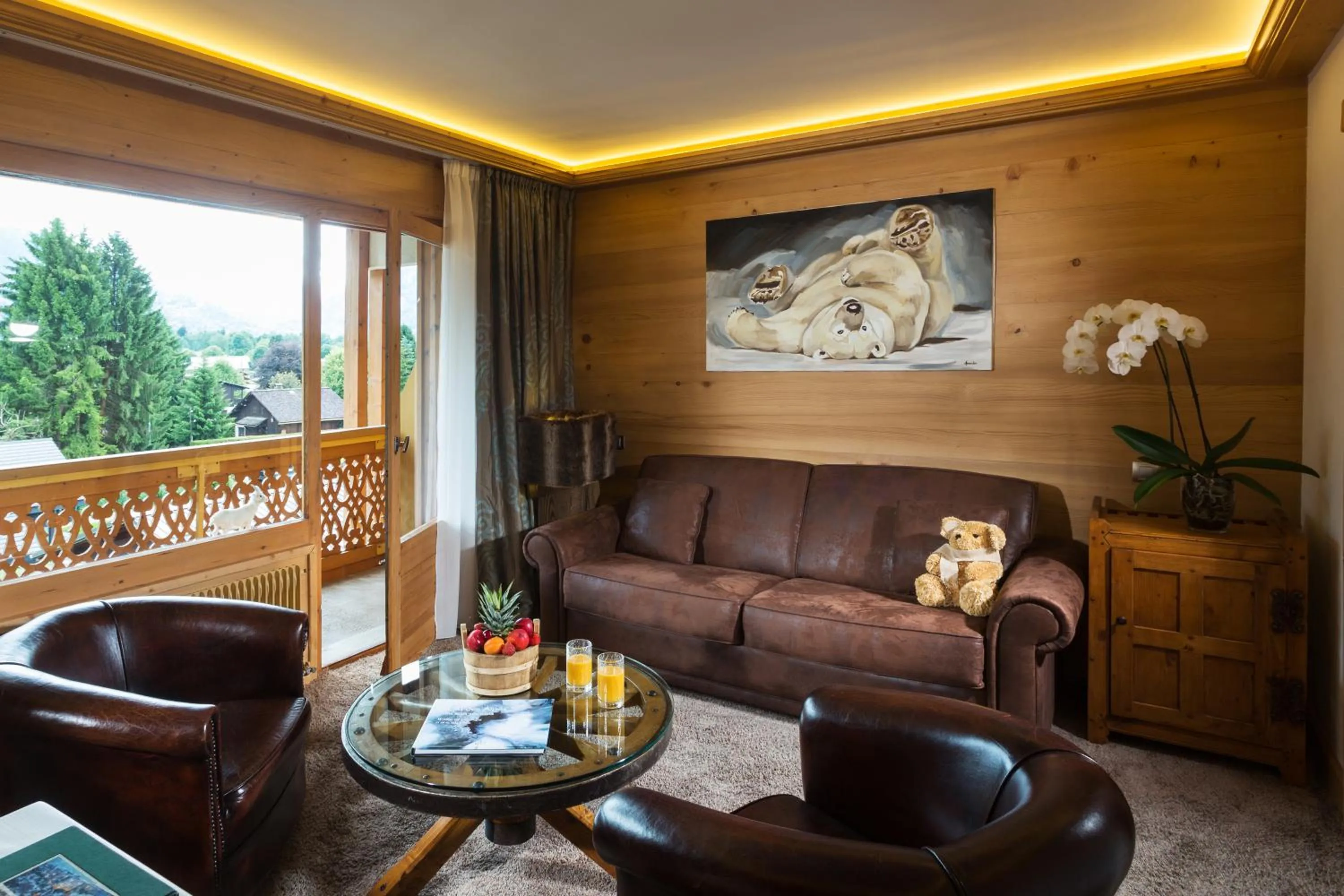 Living room in Chalet-Hôtel Neige et Roc, The Originals Relais