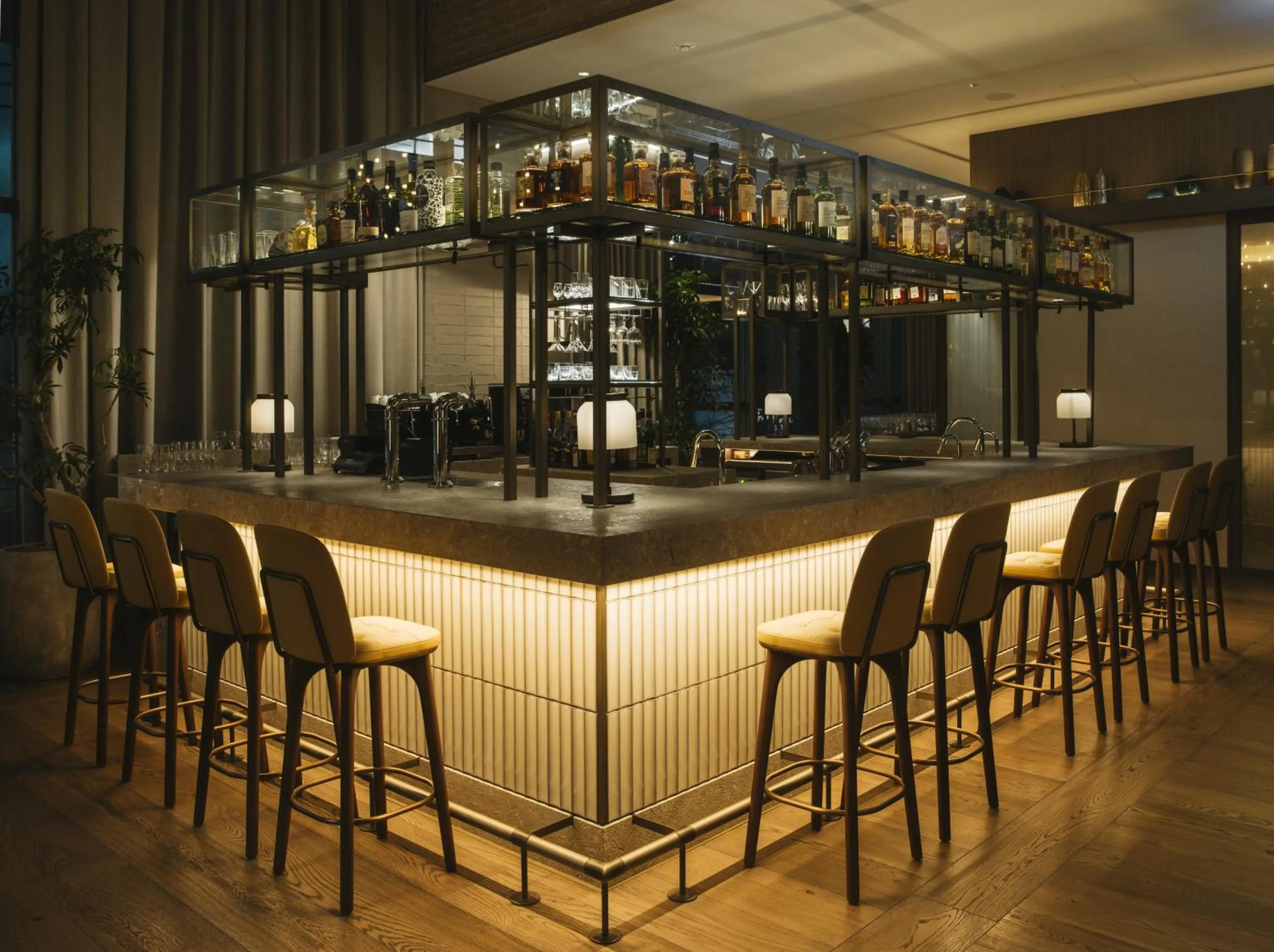 Restaurant/places to eat in Zentis Osaka