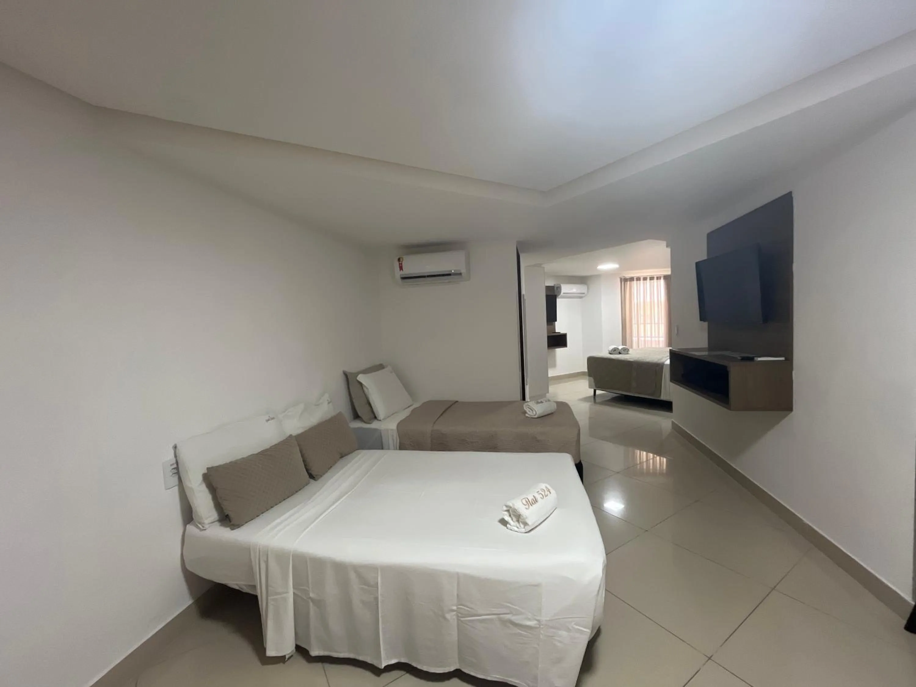 Bed in Gold Flat Cabo Branco