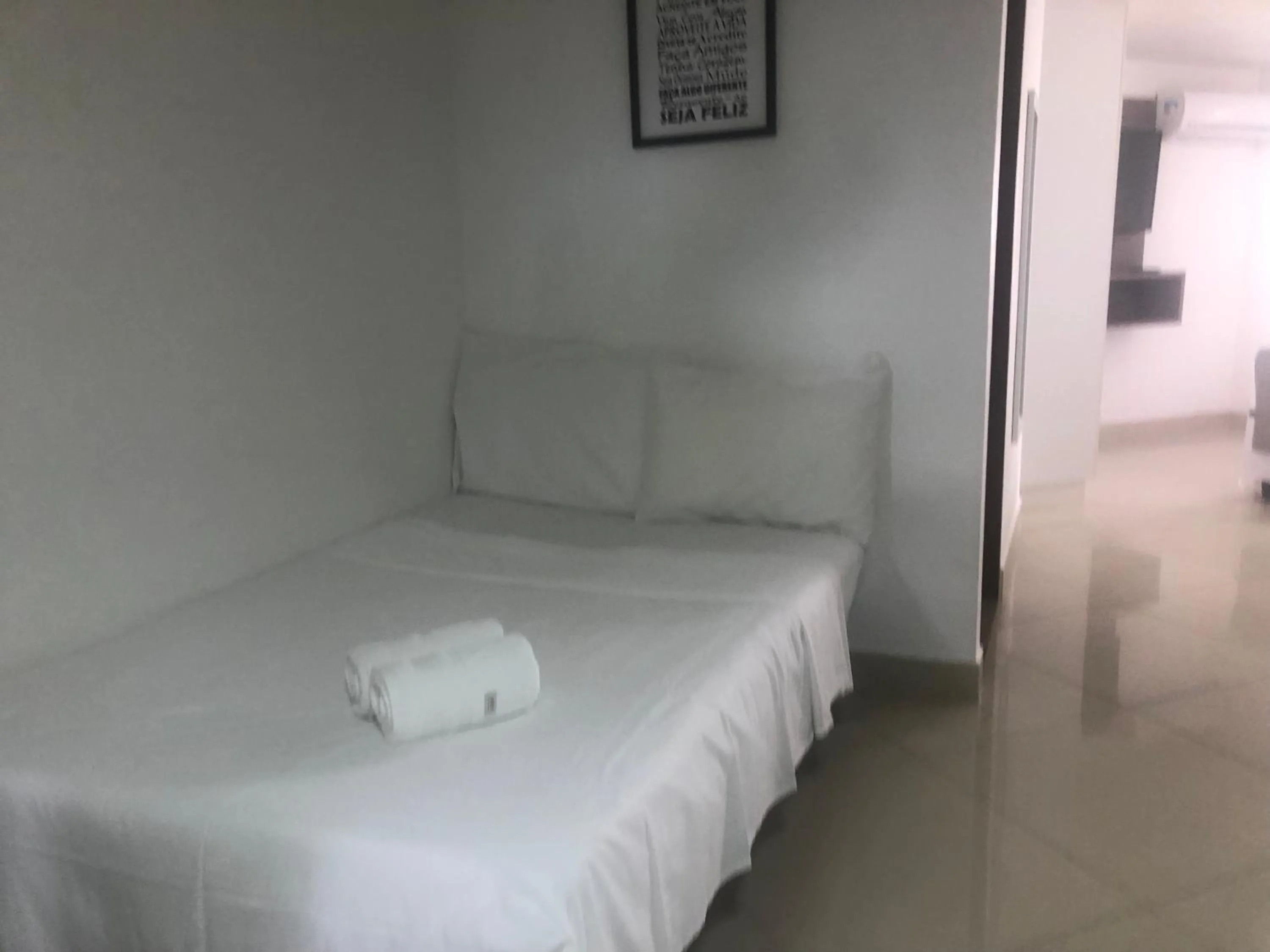 Bed in Gold Flat Cabo Branco