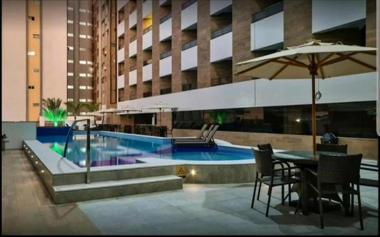 Property building in Gold Flat Cabo Branco