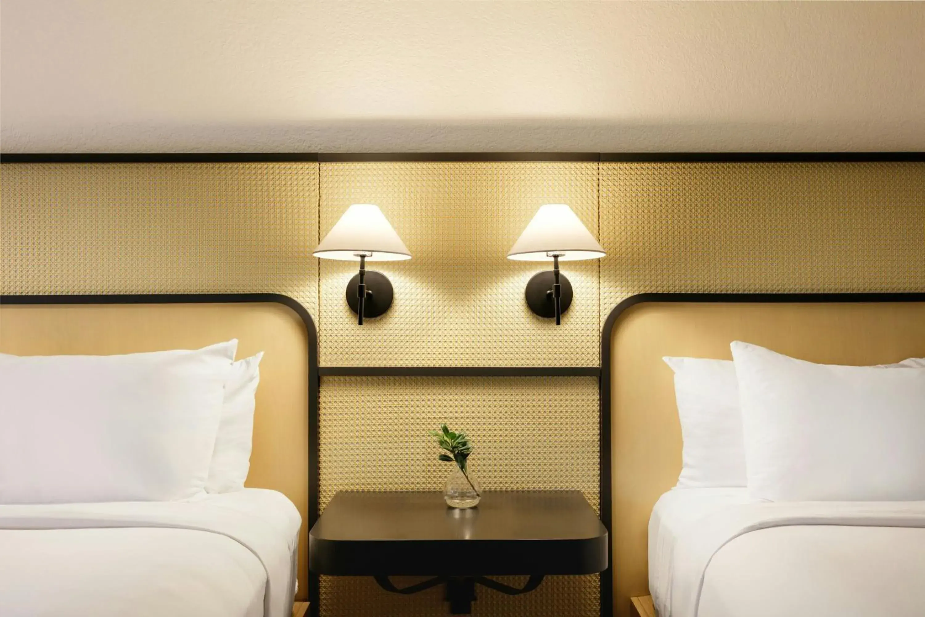 Queen Room with Two Queen Beds and Adapted Tub - Mobility Accessible in Renaissance Boca Raton Hotel Queen Room with Two Queen Beds and Adapted Tub - Mobility Accessible in Renaissance Boca Raton Hotel