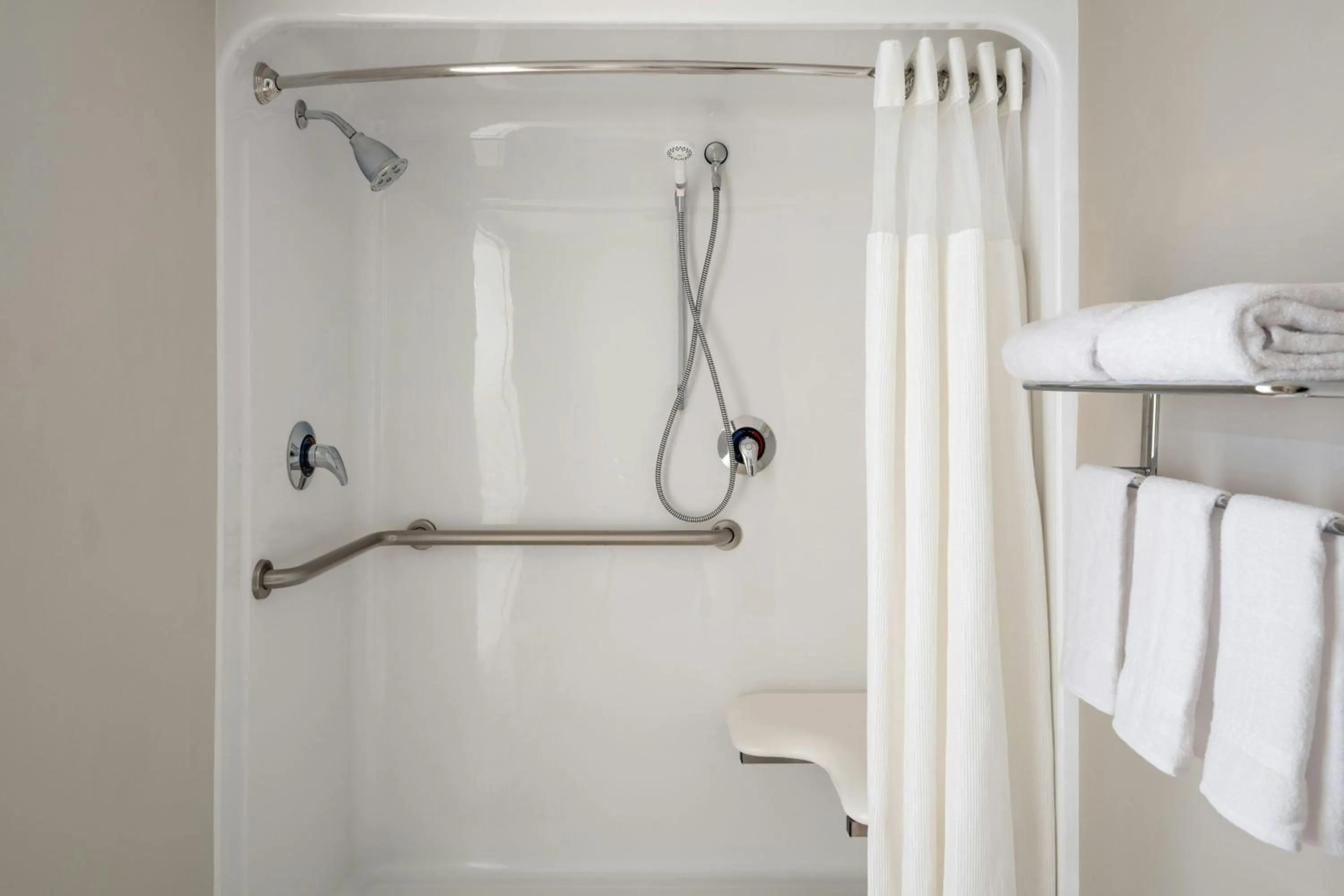 Bathroom in Fort Lauderdale Marriott North