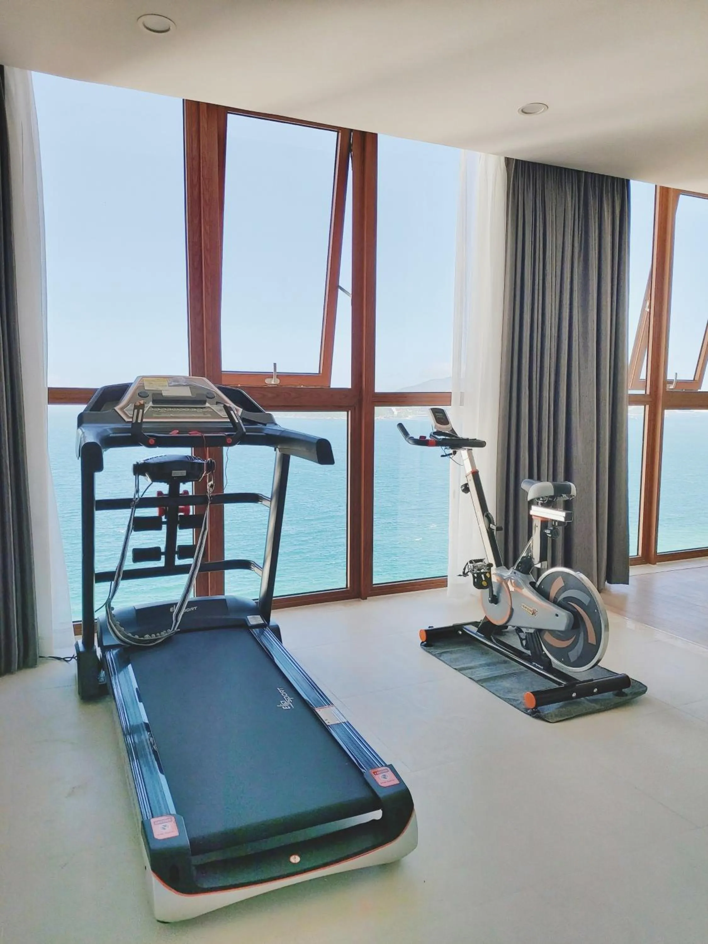 Fitness centre/facilities in Sun Kiss Hotel