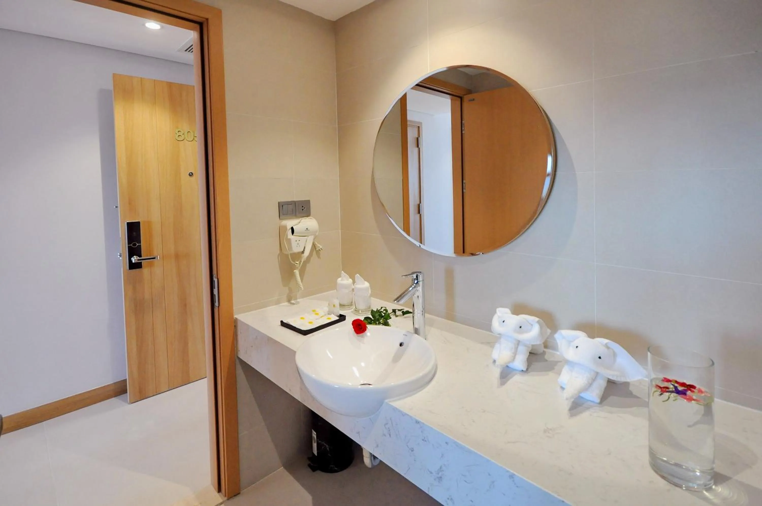 Bathroom in Sun Kiss Hotel