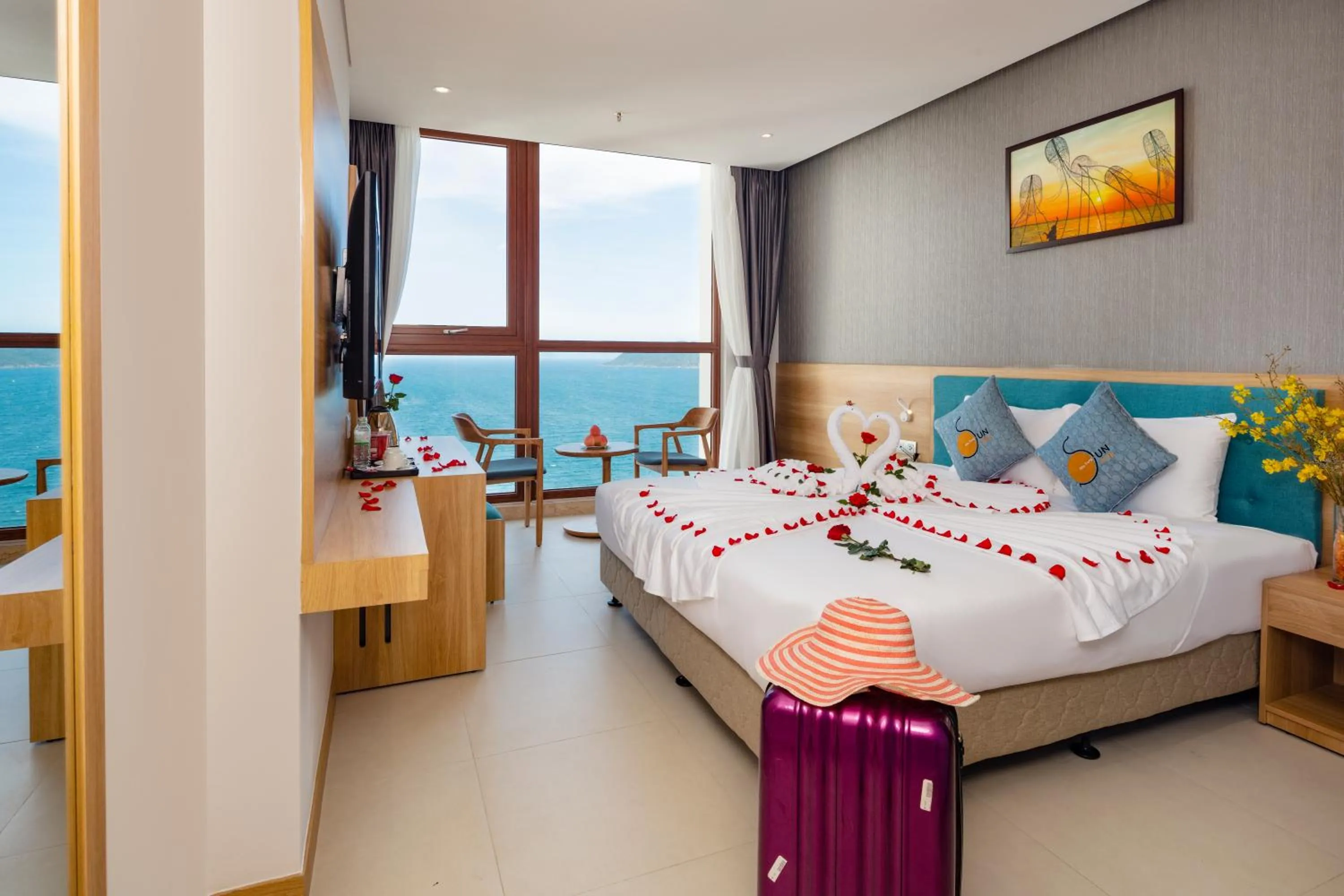 Bed in Sun Kiss Hotel