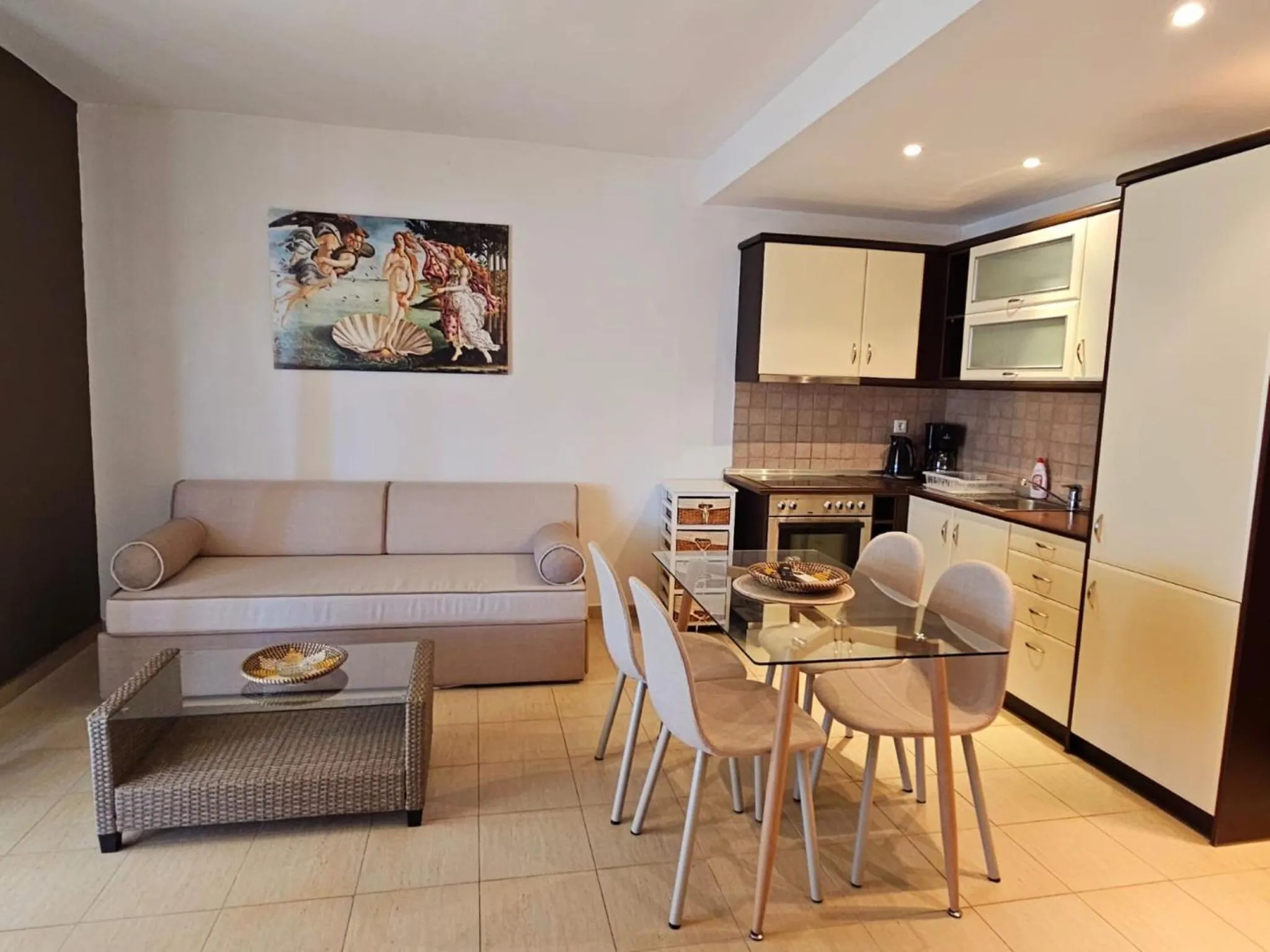 Decorative detail in Corfu Glyfada Menigos Resort 23