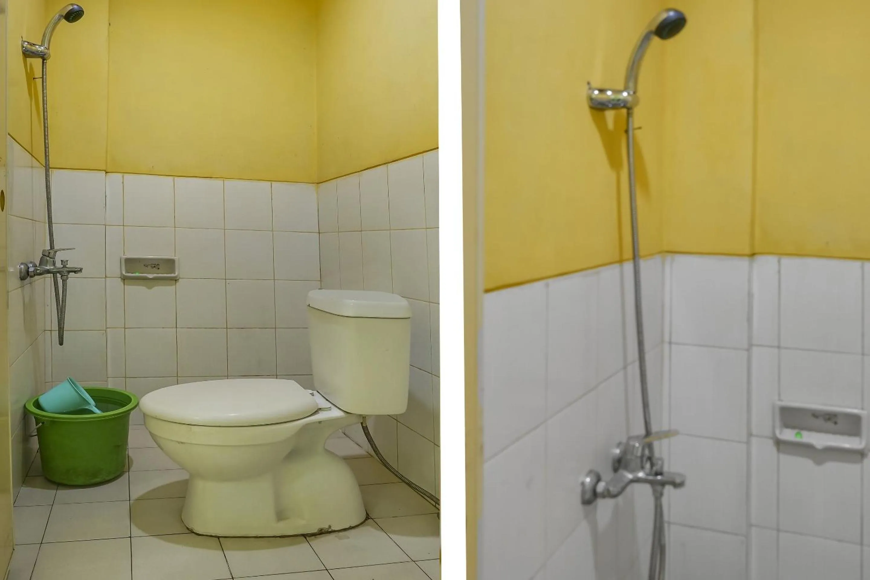 Bathroom in OYO Life 91027 Note Hotel Syariah