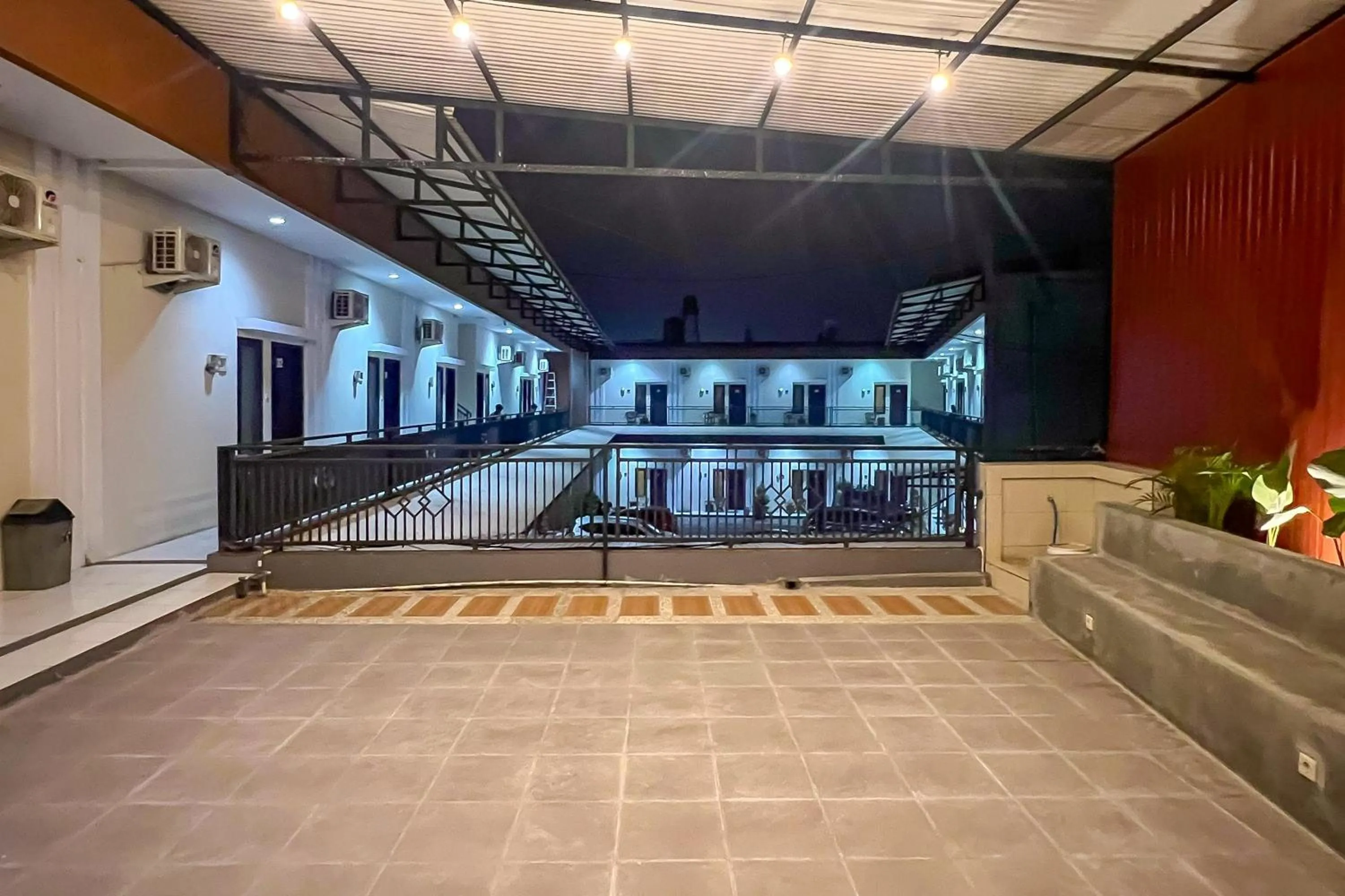 Property building in RedDoorz near Universitas Siliwangi Tasikmalaya