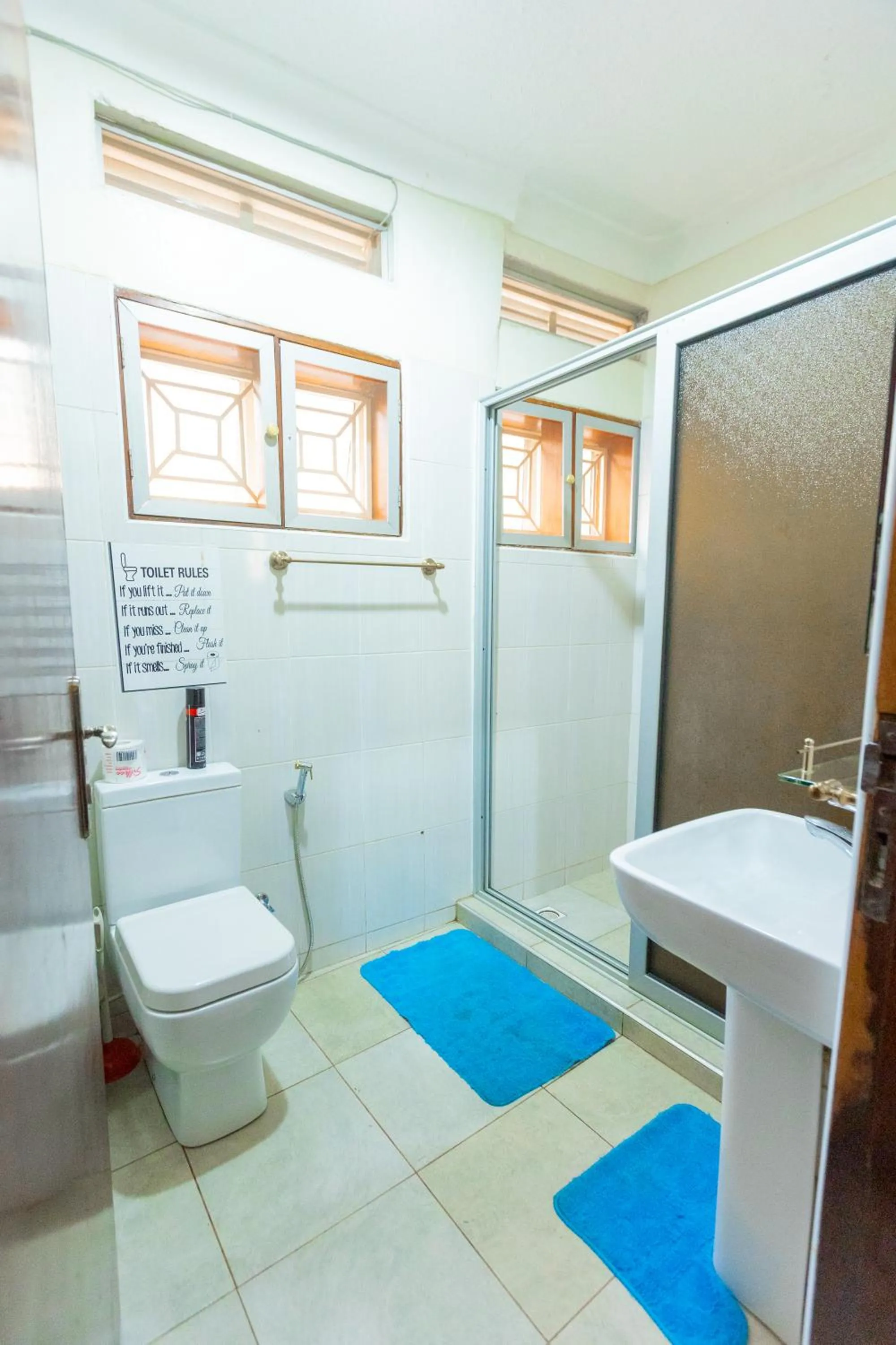 Shower in Acacia Villa Kampala