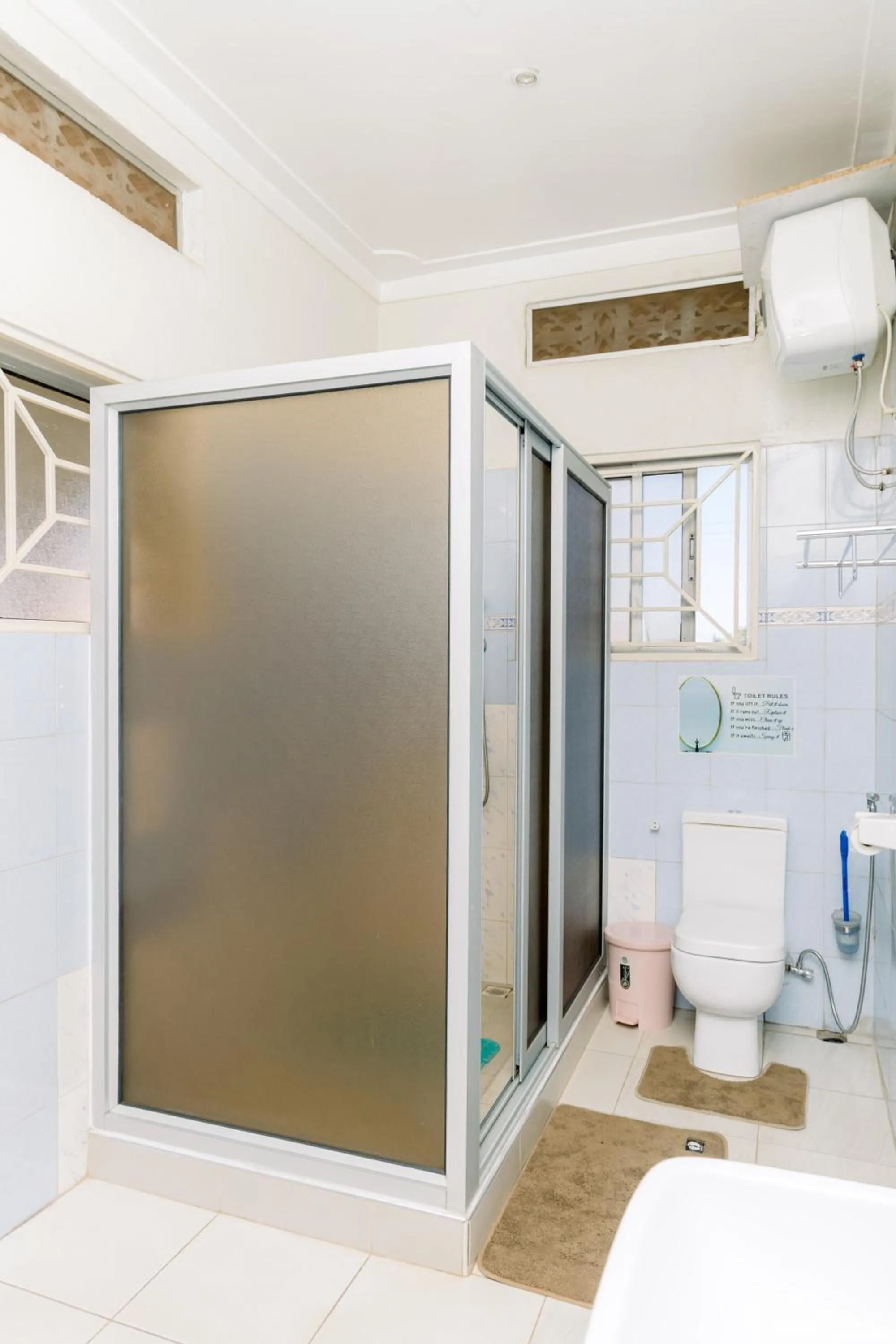 Shower in Acacia Villa Kampala
