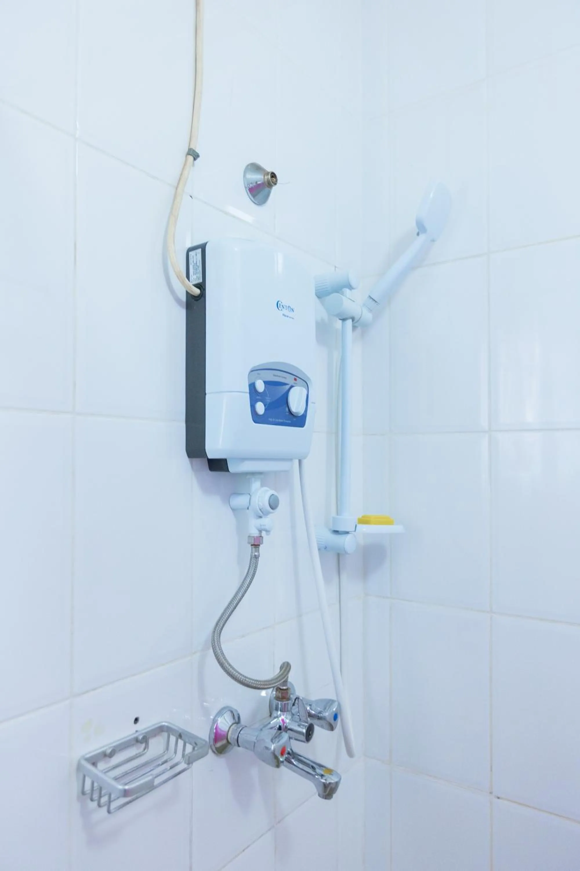 Shower in Acacia Villa Kampala