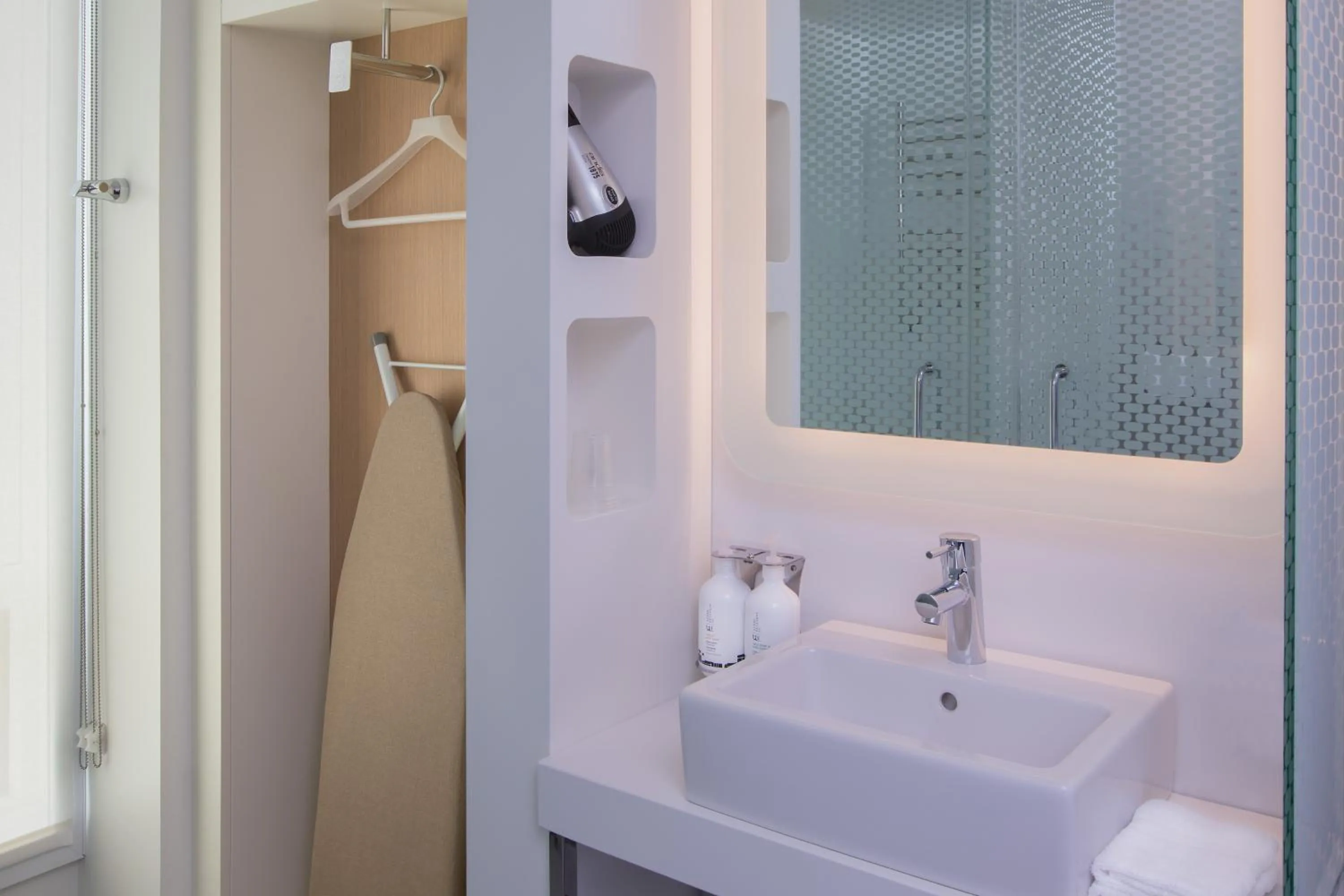 Bathroom in YOTEL Washington DC