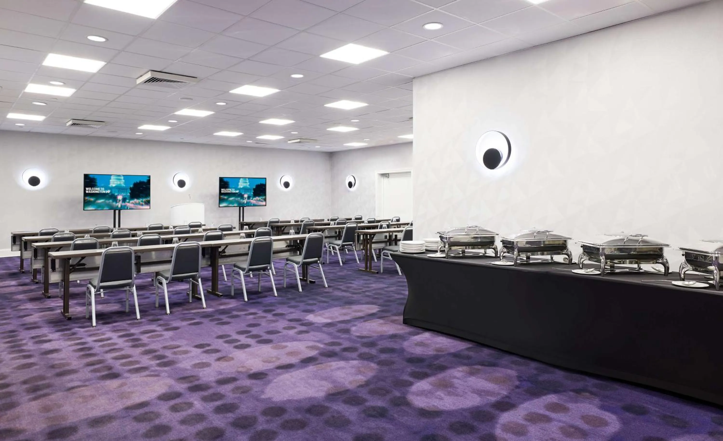 Meeting/conference room in YOTEL Washington DC