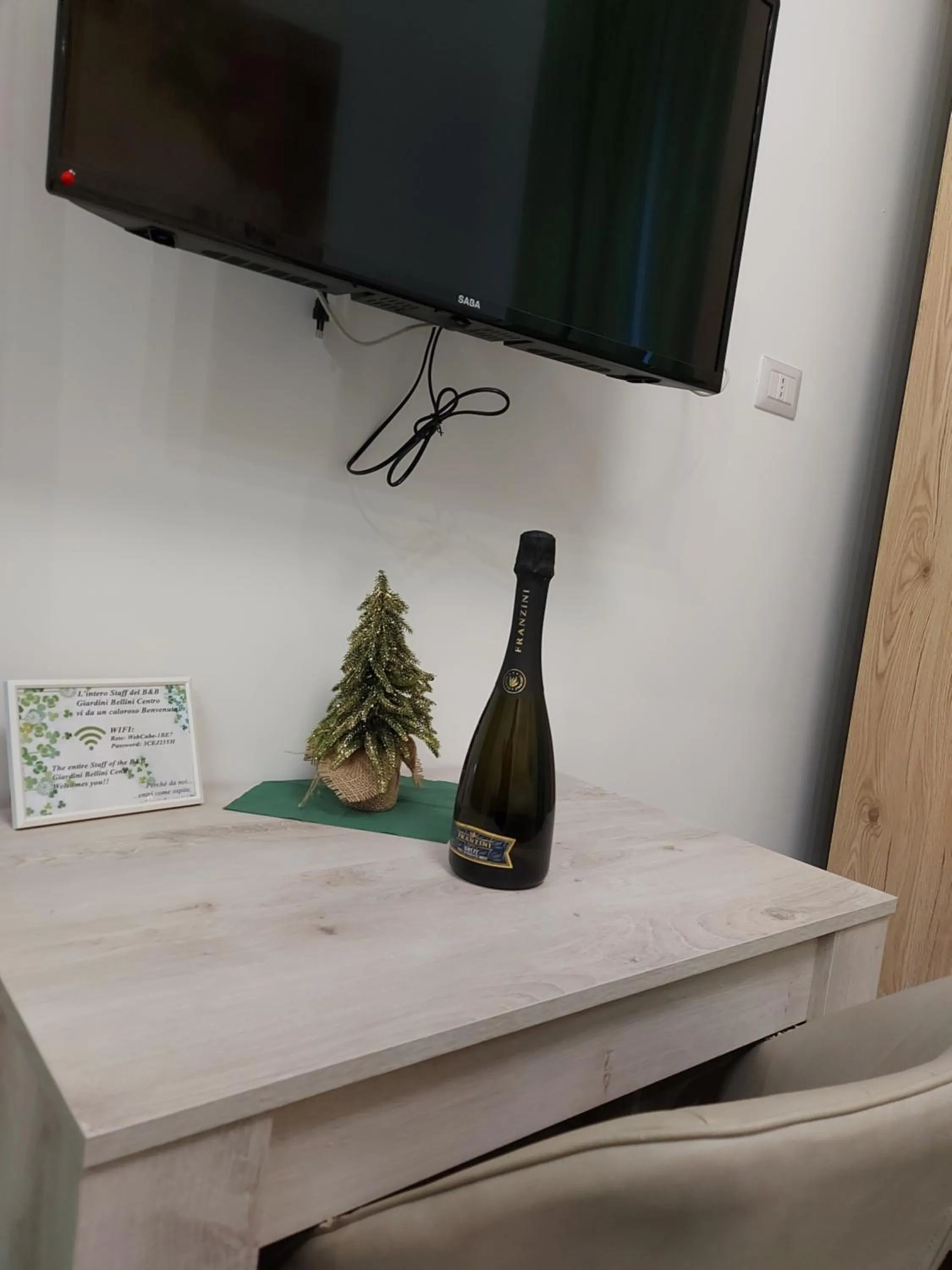 Food and drinks in B&B Giardino Bellini-centro