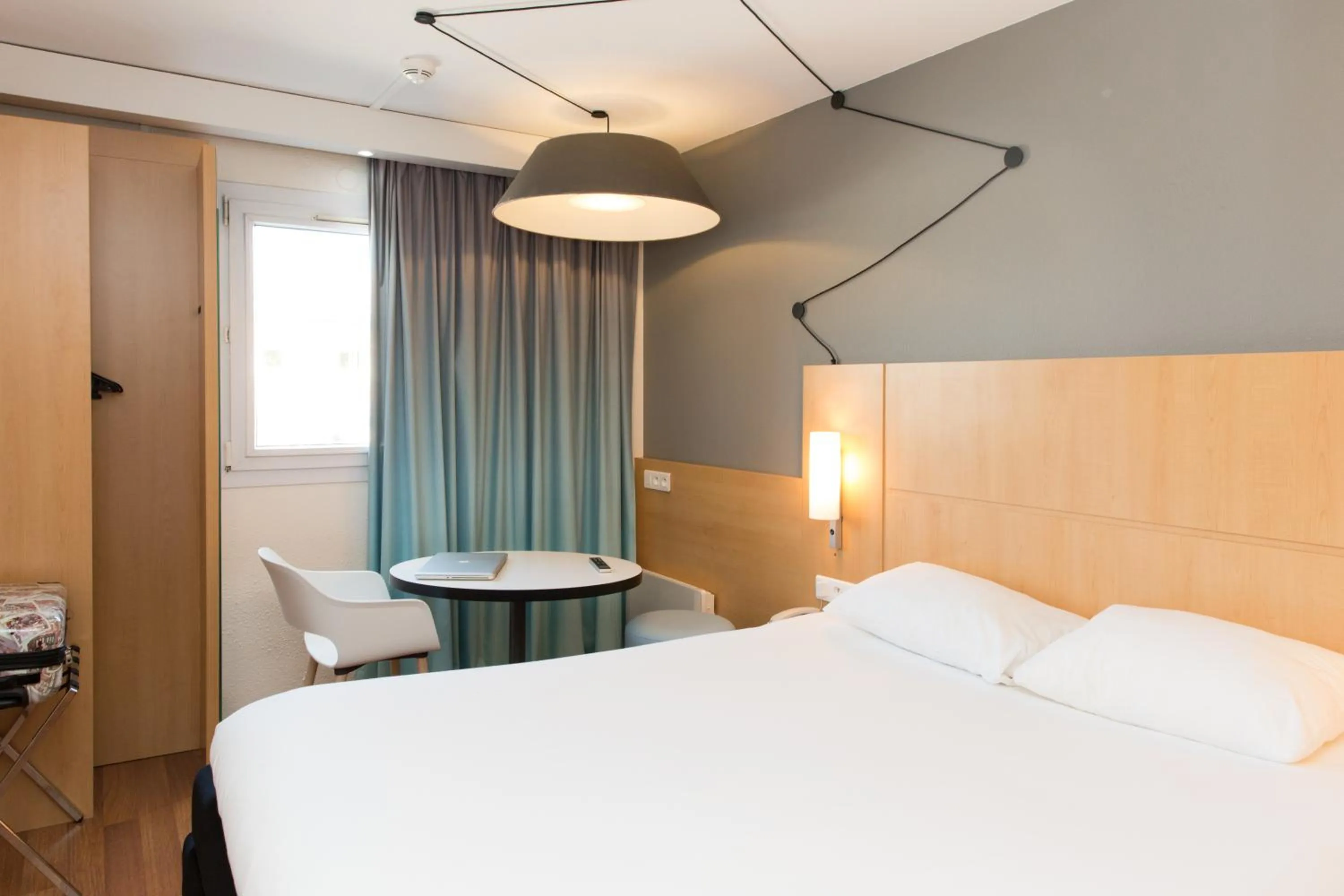 Bed in ibis Sisteron