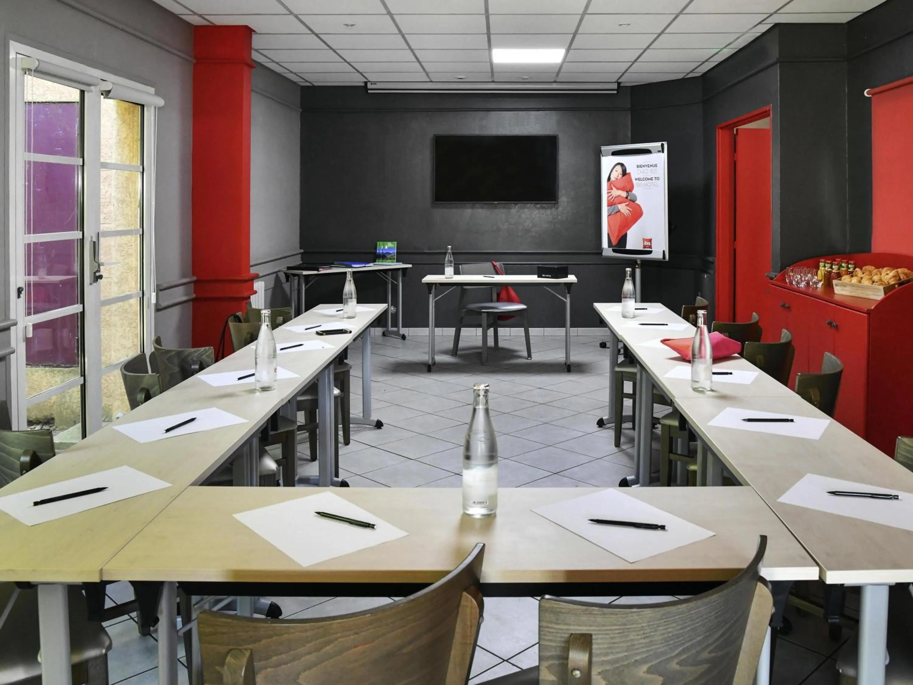 Meeting/conference room in ibis Sisteron
