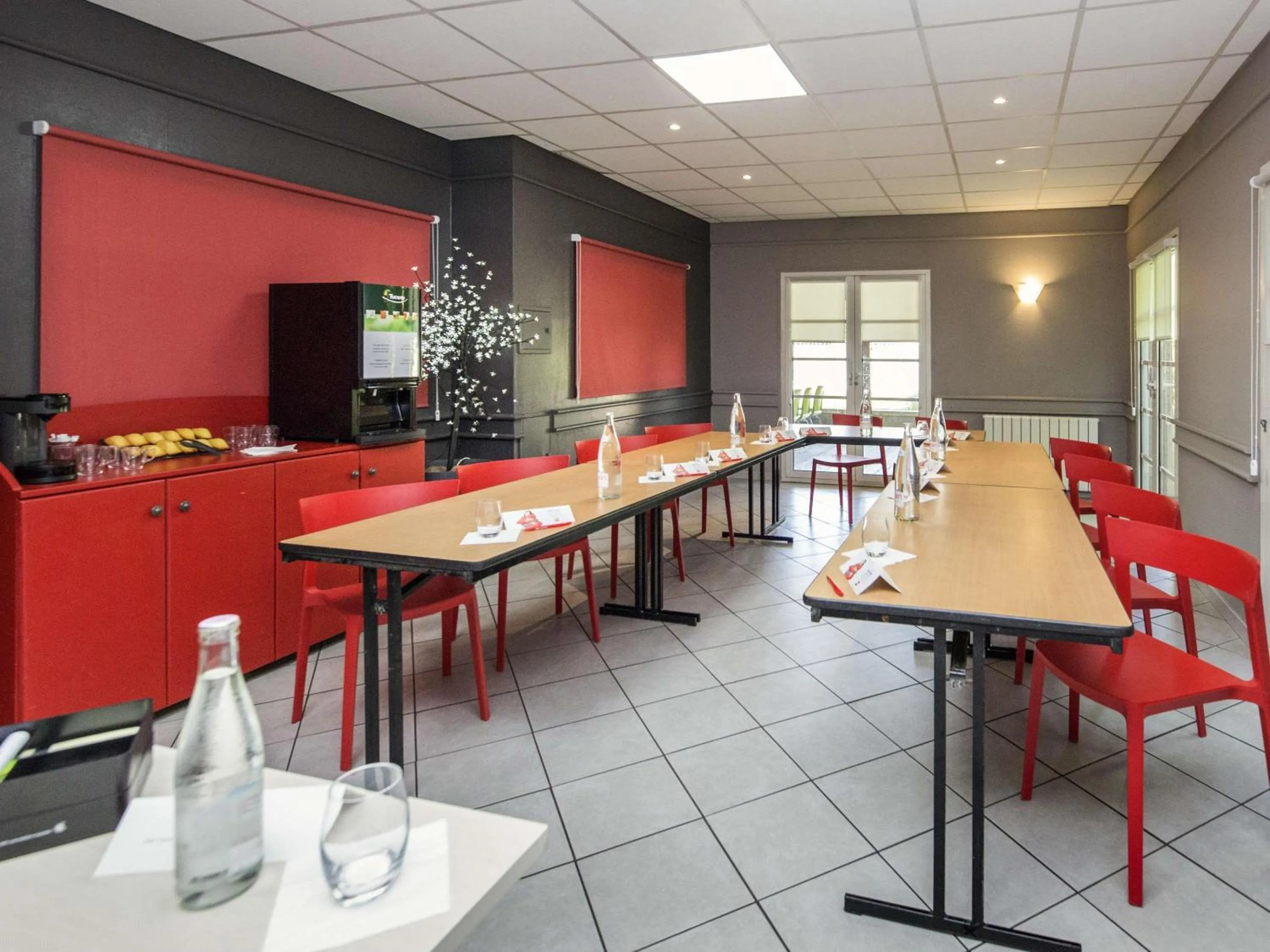 Meeting/conference room in ibis Sisteron