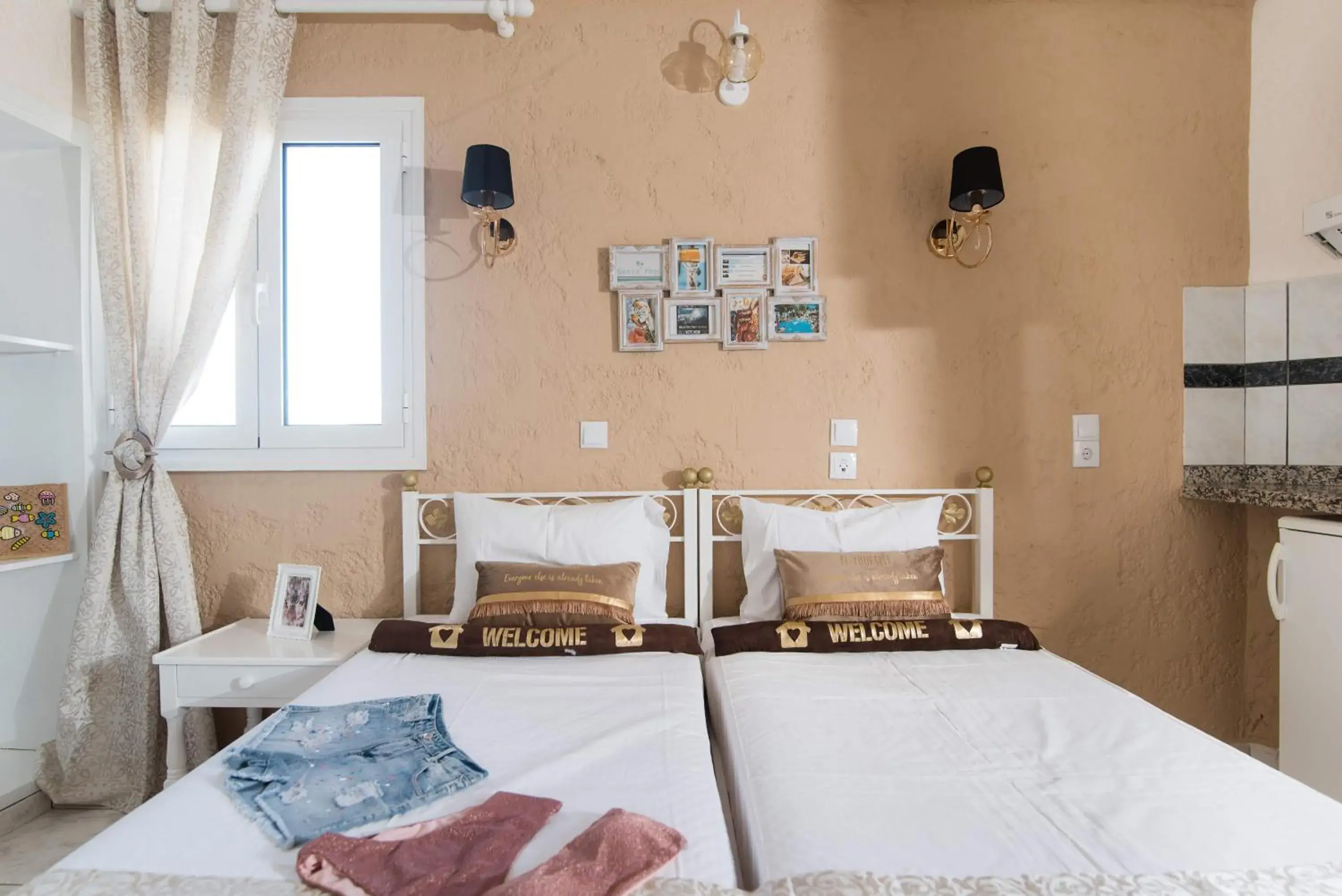 Standard Twin Studio in Oasis Studios Standard Twin Studio in Oasis Studios