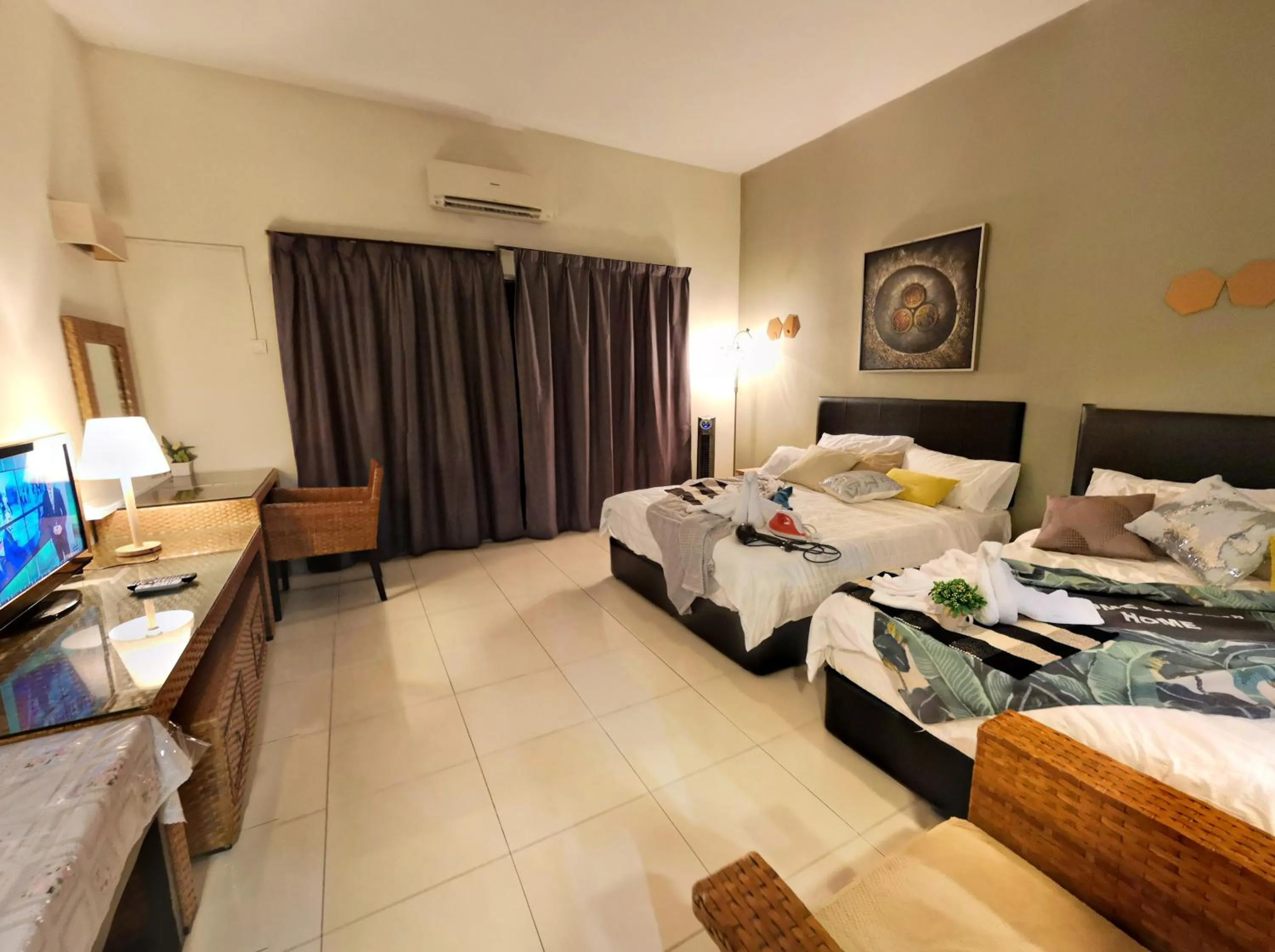 Photo of the whole room, Bed in Gold Coast Morib Themepark View Studio