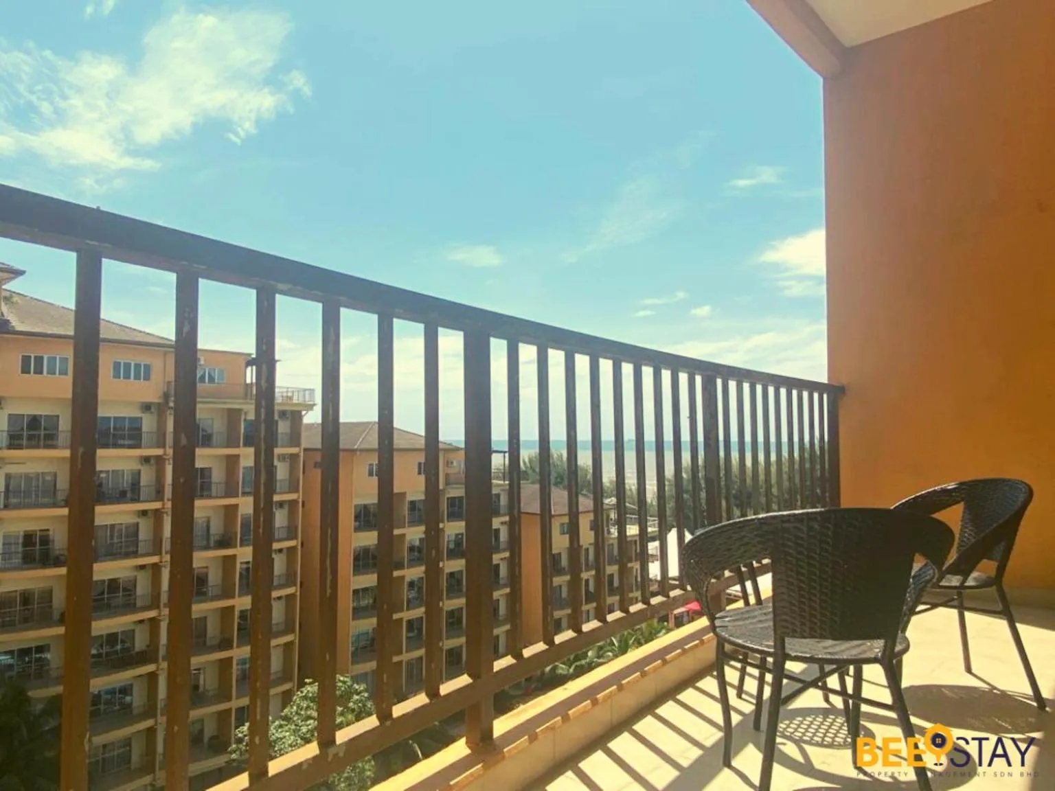 Balcony/Terrace in Gold Coast Morib Themepark View Studio