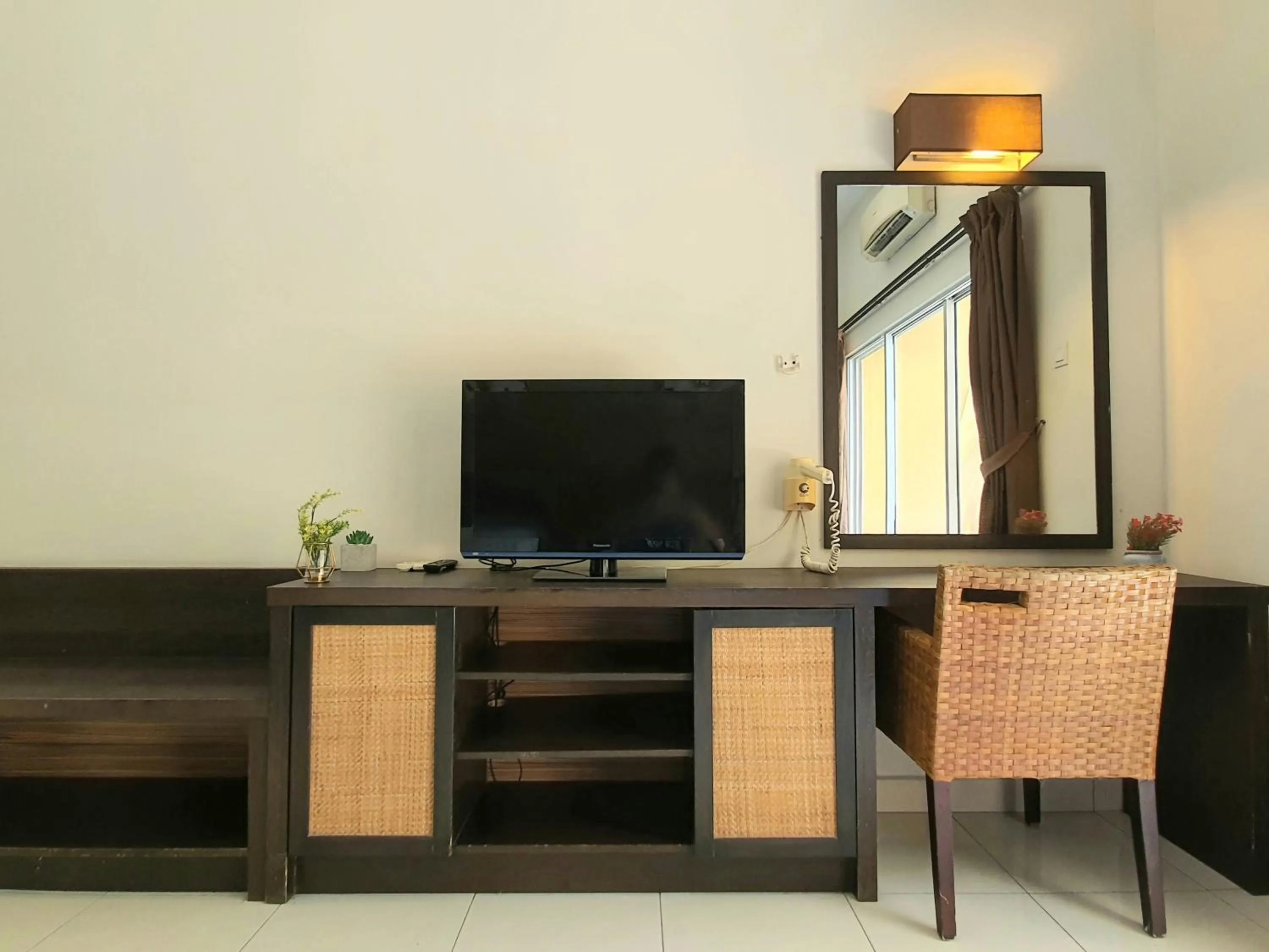 TV and multimedia in Gold Coast Morib Themepark View Studio