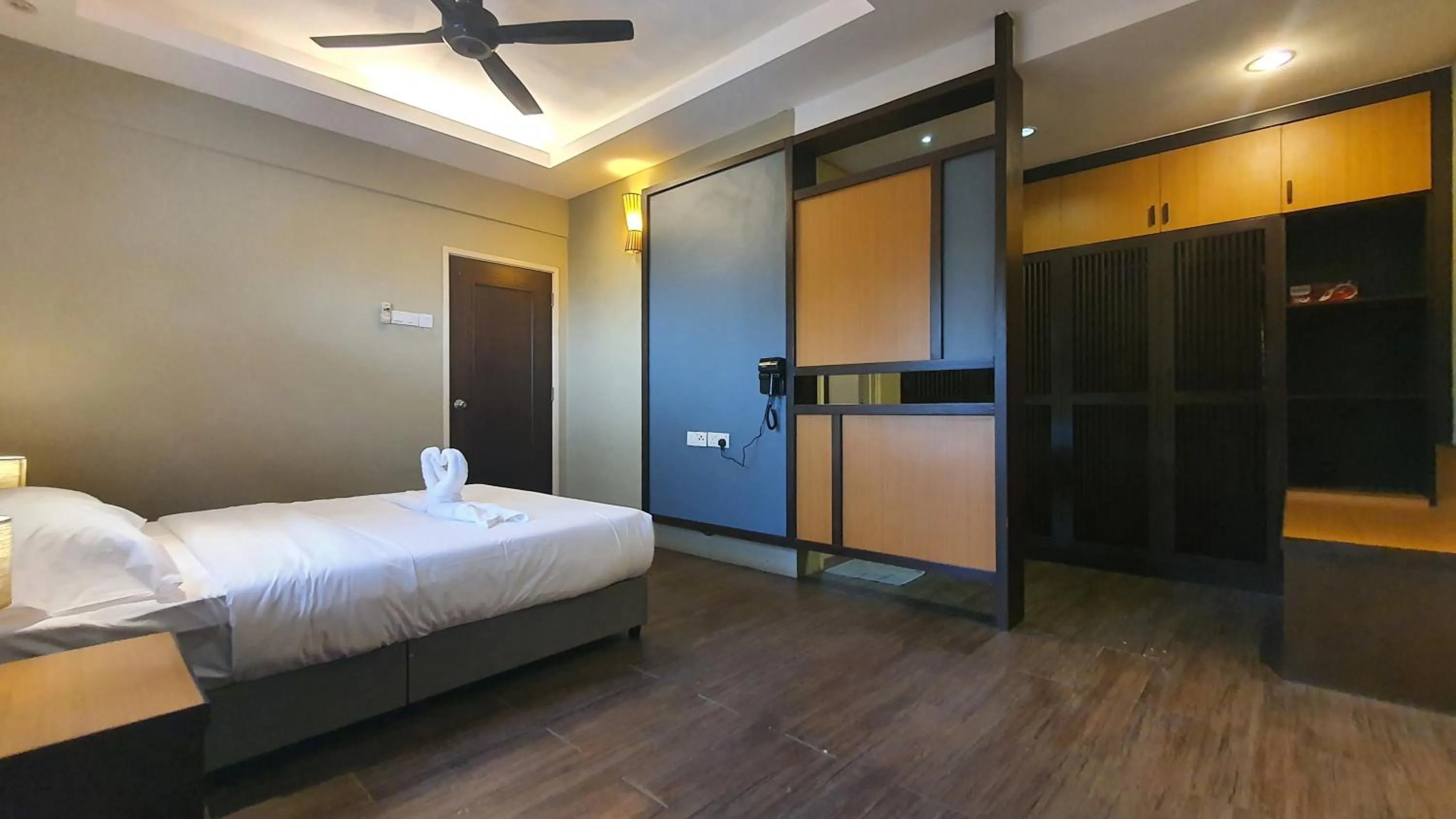 Bed in Gold Coast Morib Themepark View Studio