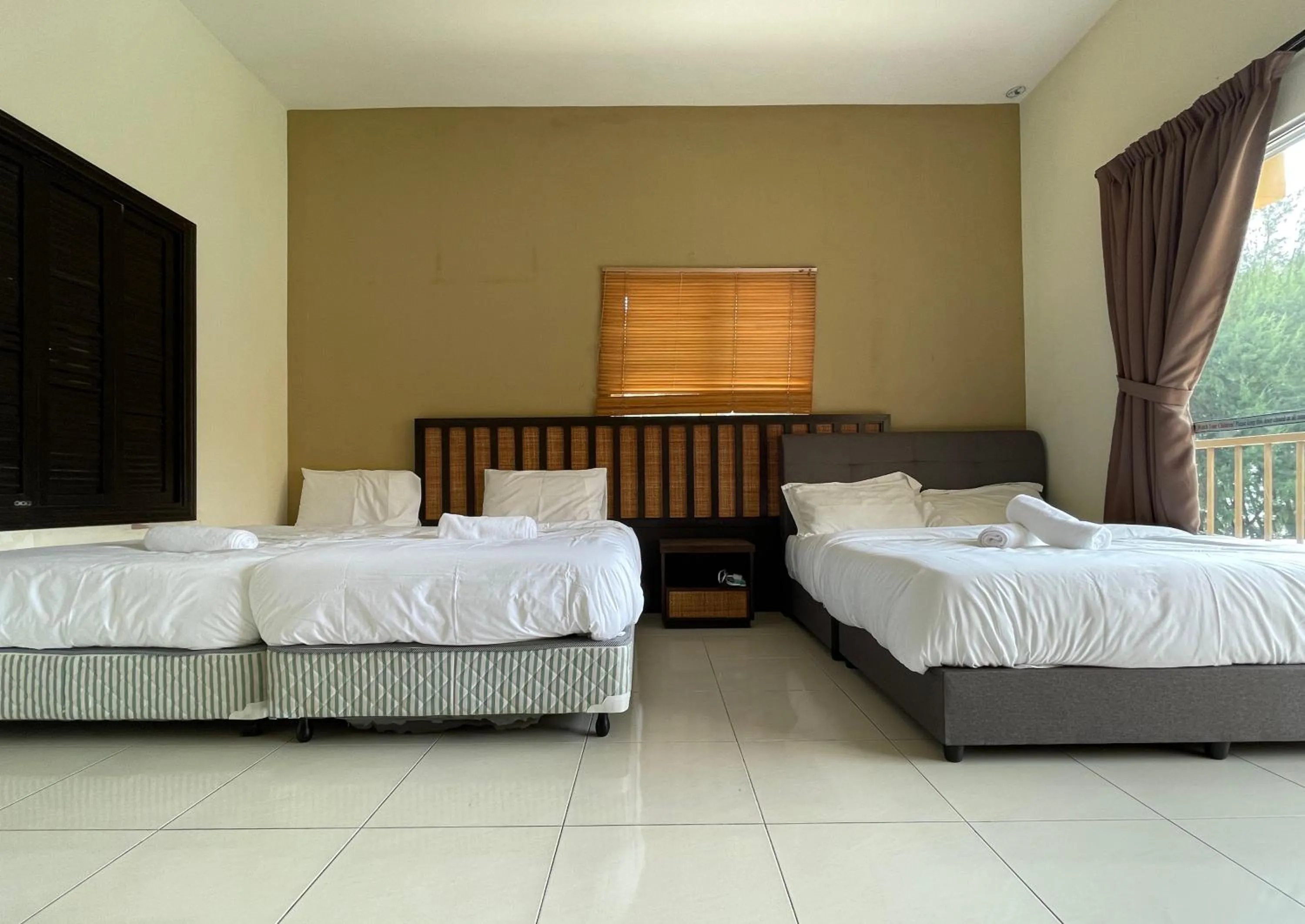 Bed in Gold Coast Morib Themepark View Studio