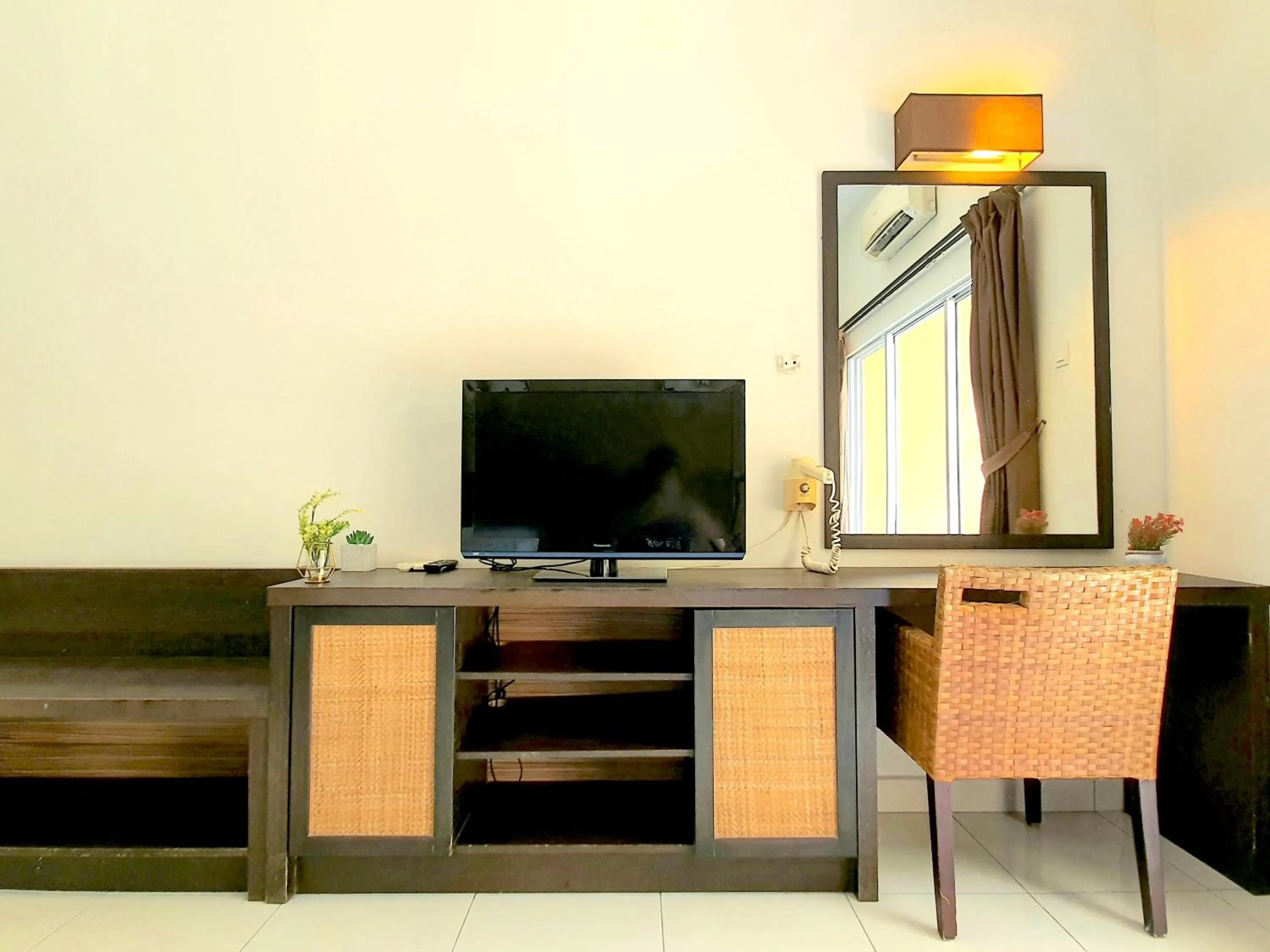 TV and multimedia in Gold Coast Morib Themepark View Studio