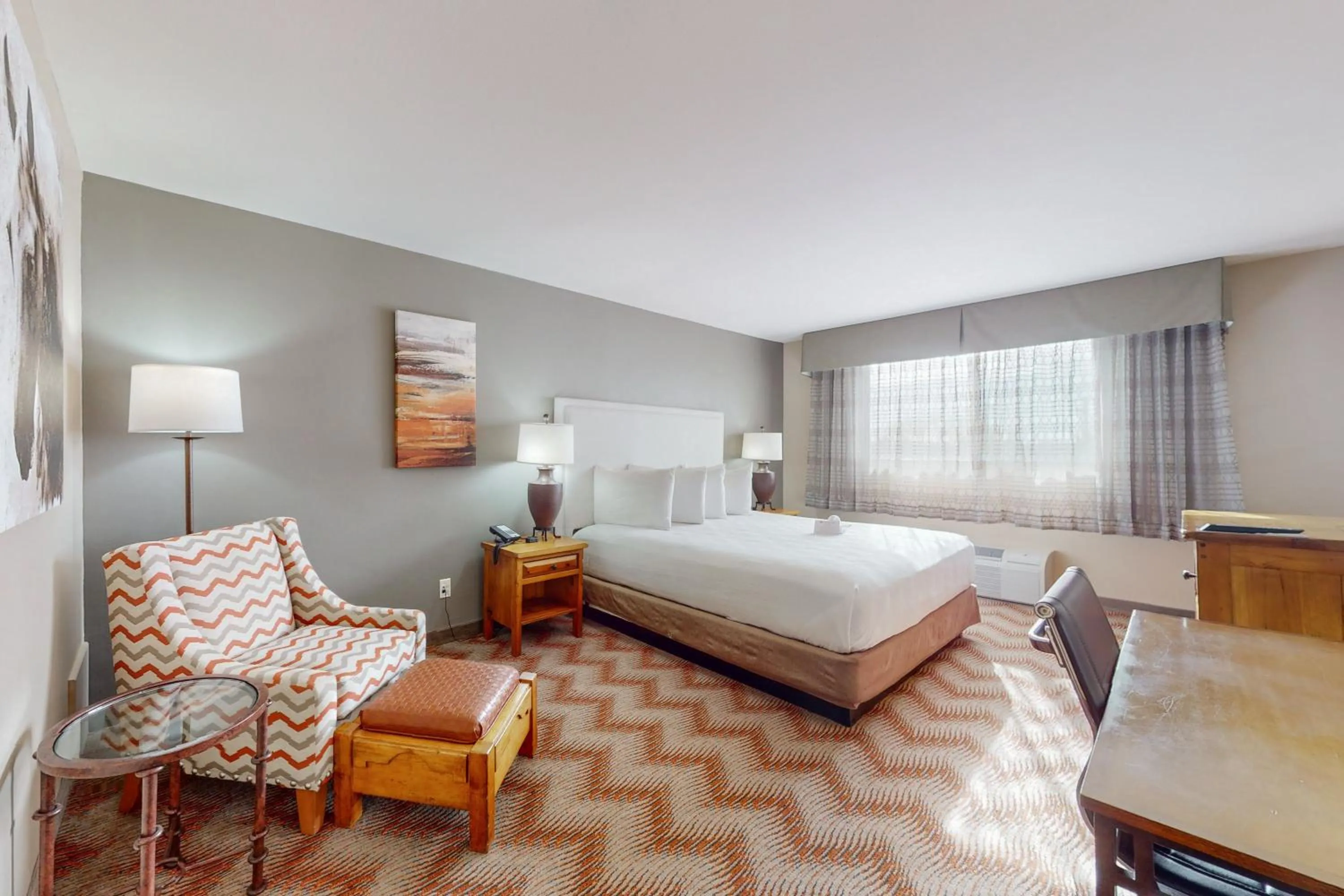 Photo of the whole room, Bed in Best Western Plus Rio Grande Inn